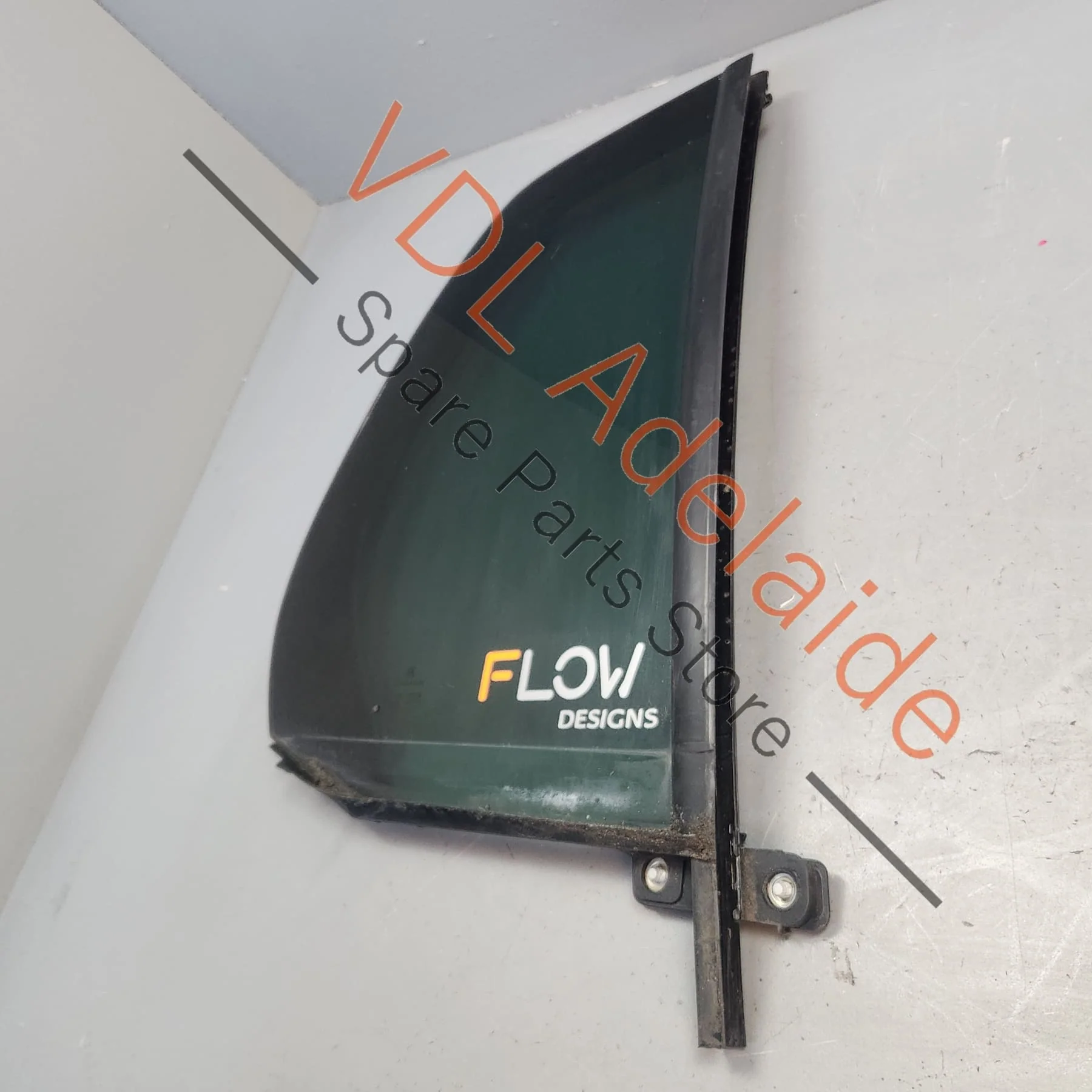 VW Golf MK6 Rear Right Door Quarter Window 5K6845214F