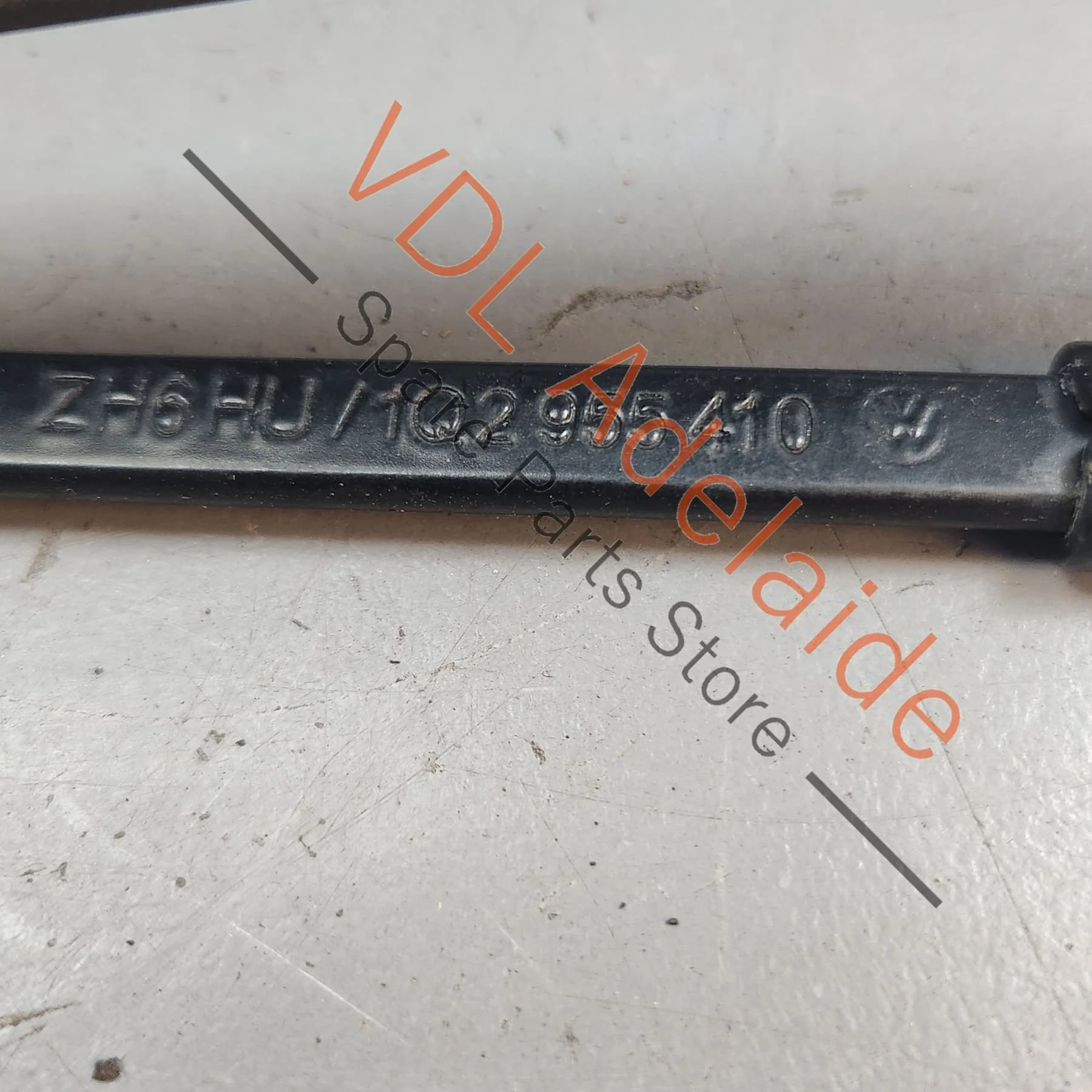 VW Golf MK6 Windscreen Wiper Arms Arm Left & Right - Image 3