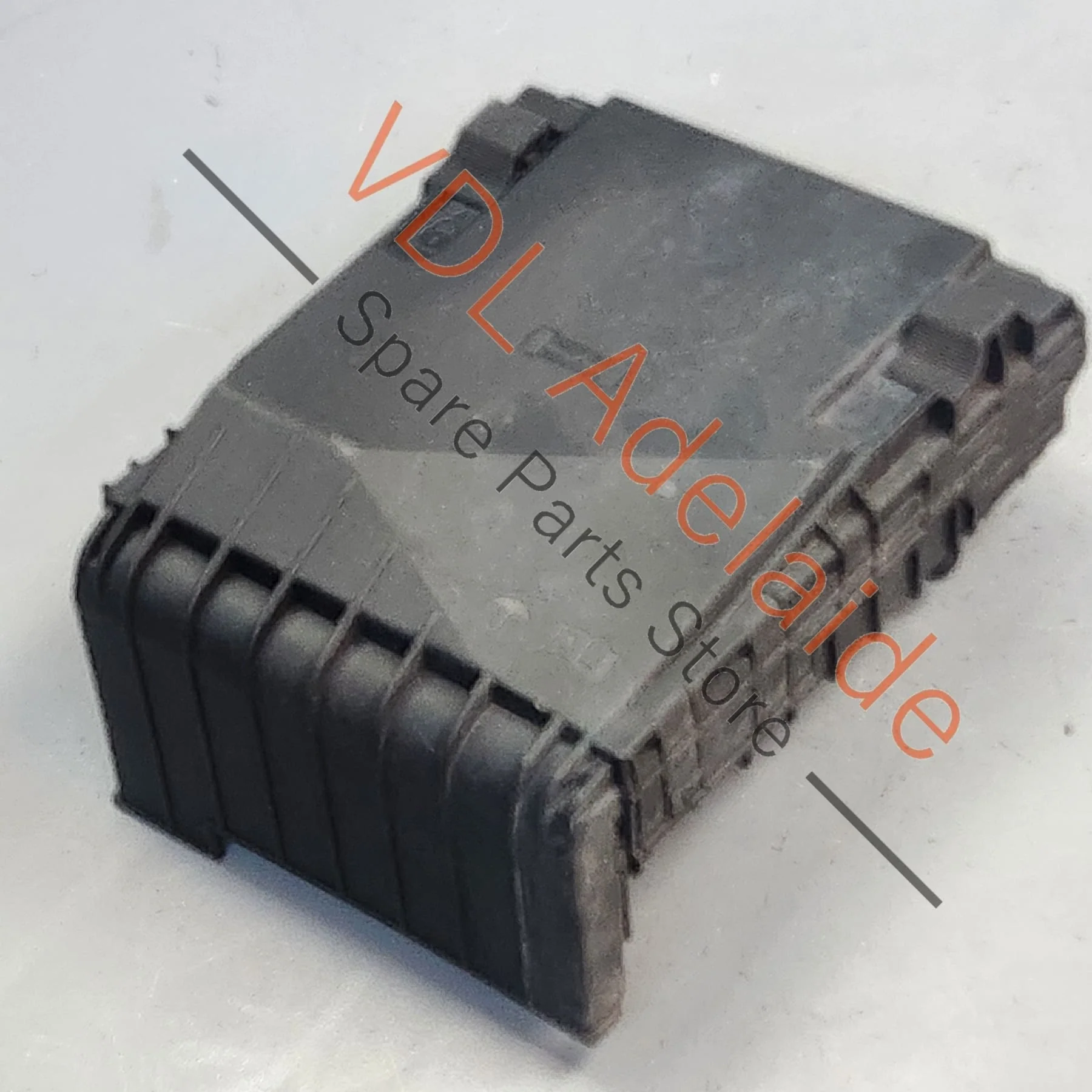 VW Golf R MK6 Front Engine Compartment Fuse & Relay Panel Box 1K0937124K - Image 4