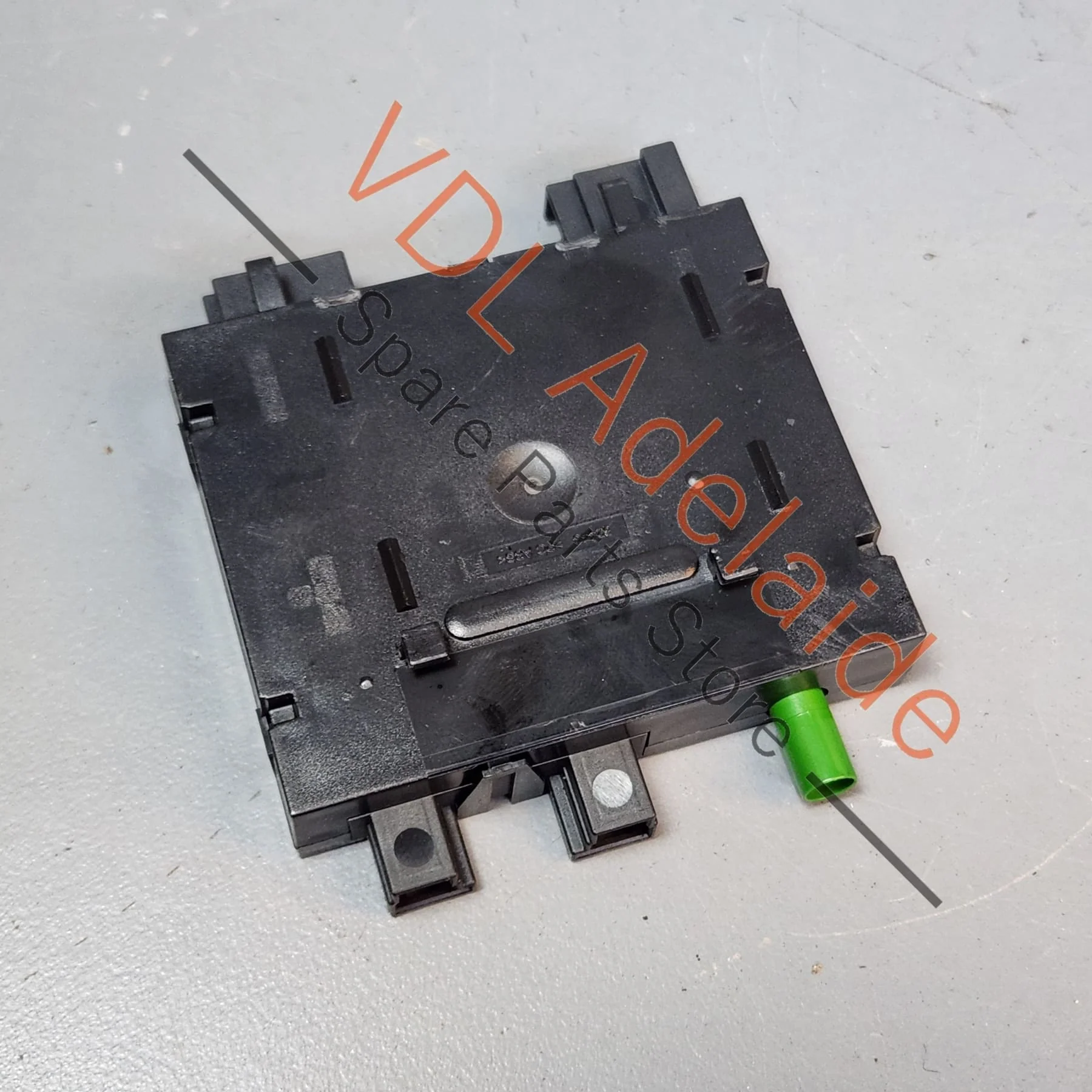 Mercedes W211 E Class Keyless Antenna Module Unit A2118203885 W219 CLS - Image 2