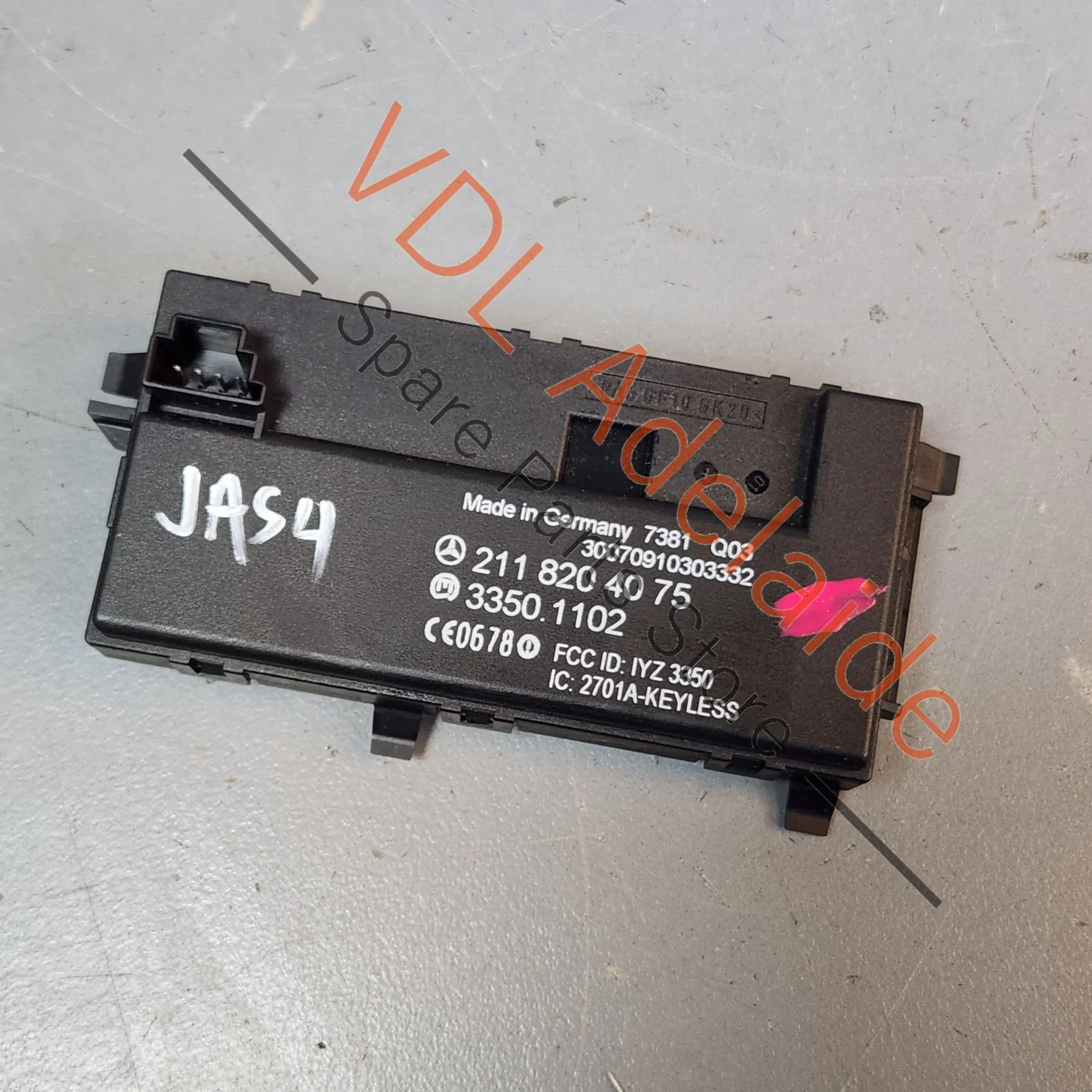 Mercedes W211 Keyless Entry Sensor Module A2118204075