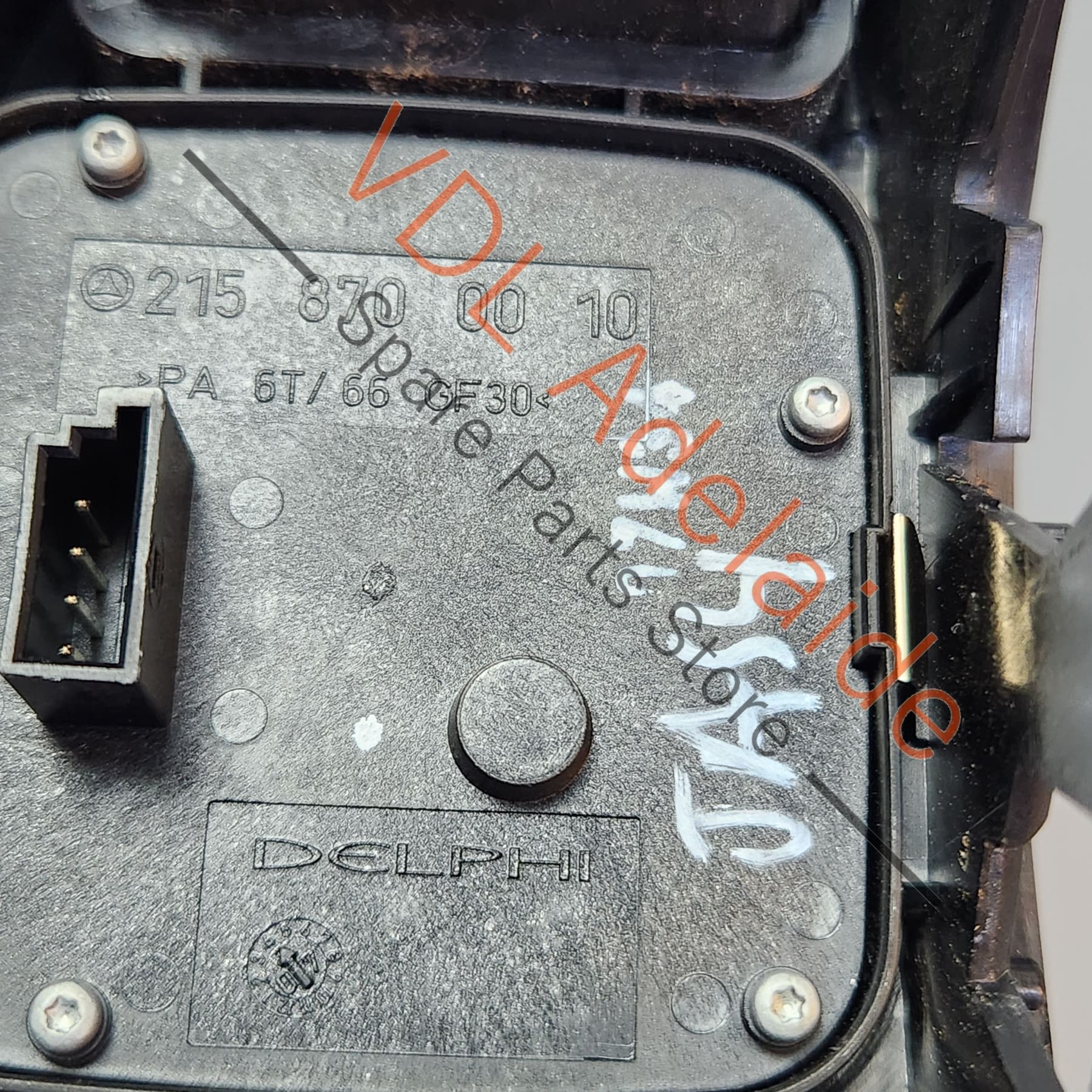 Mercedes Dynamic & Massage Seat Control Switch with Housing for Right Seat A2158700010 - Image 2