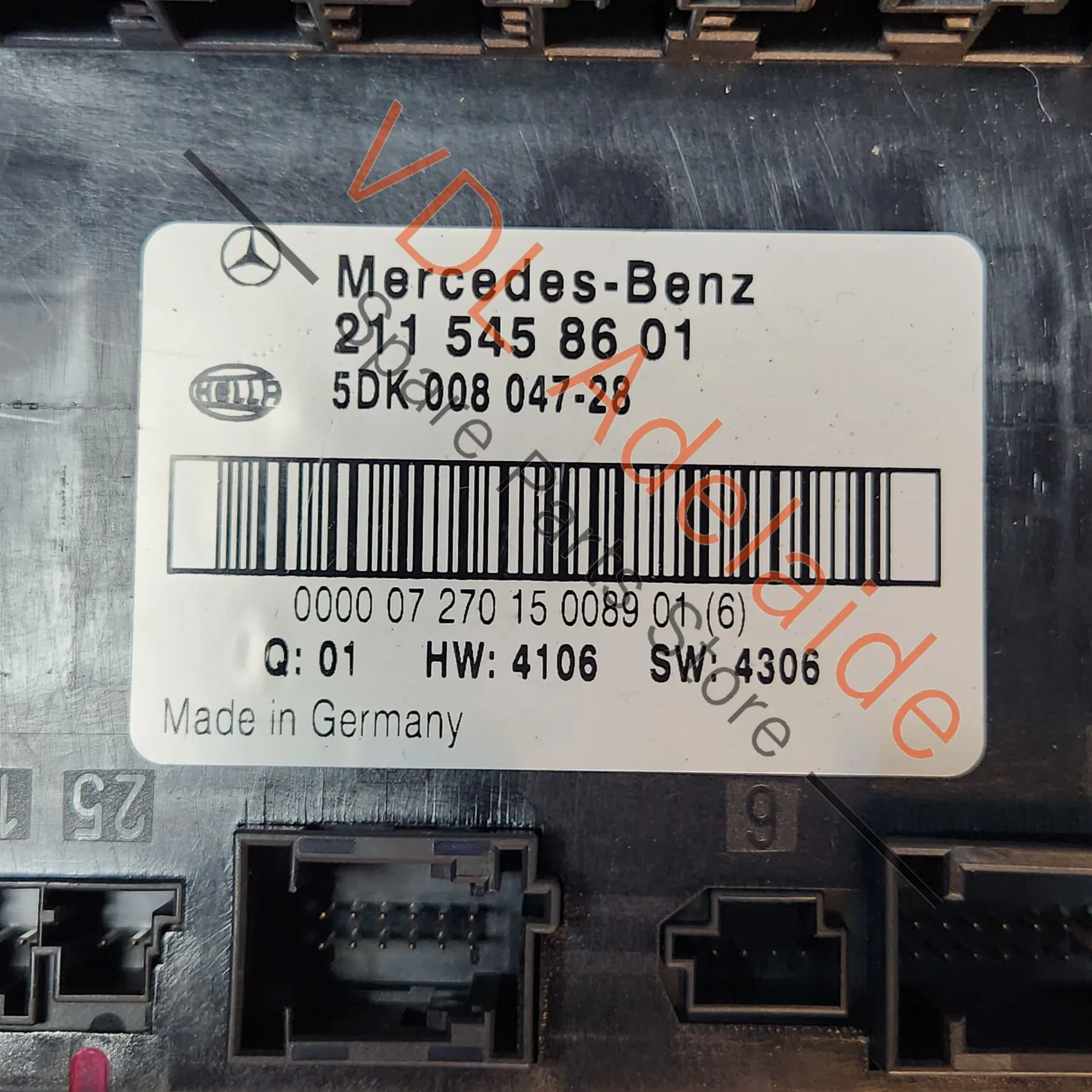 Mercedes W211 E Class Rear SAM Fuse Relay Board Control Module A2115458601 - Image 5