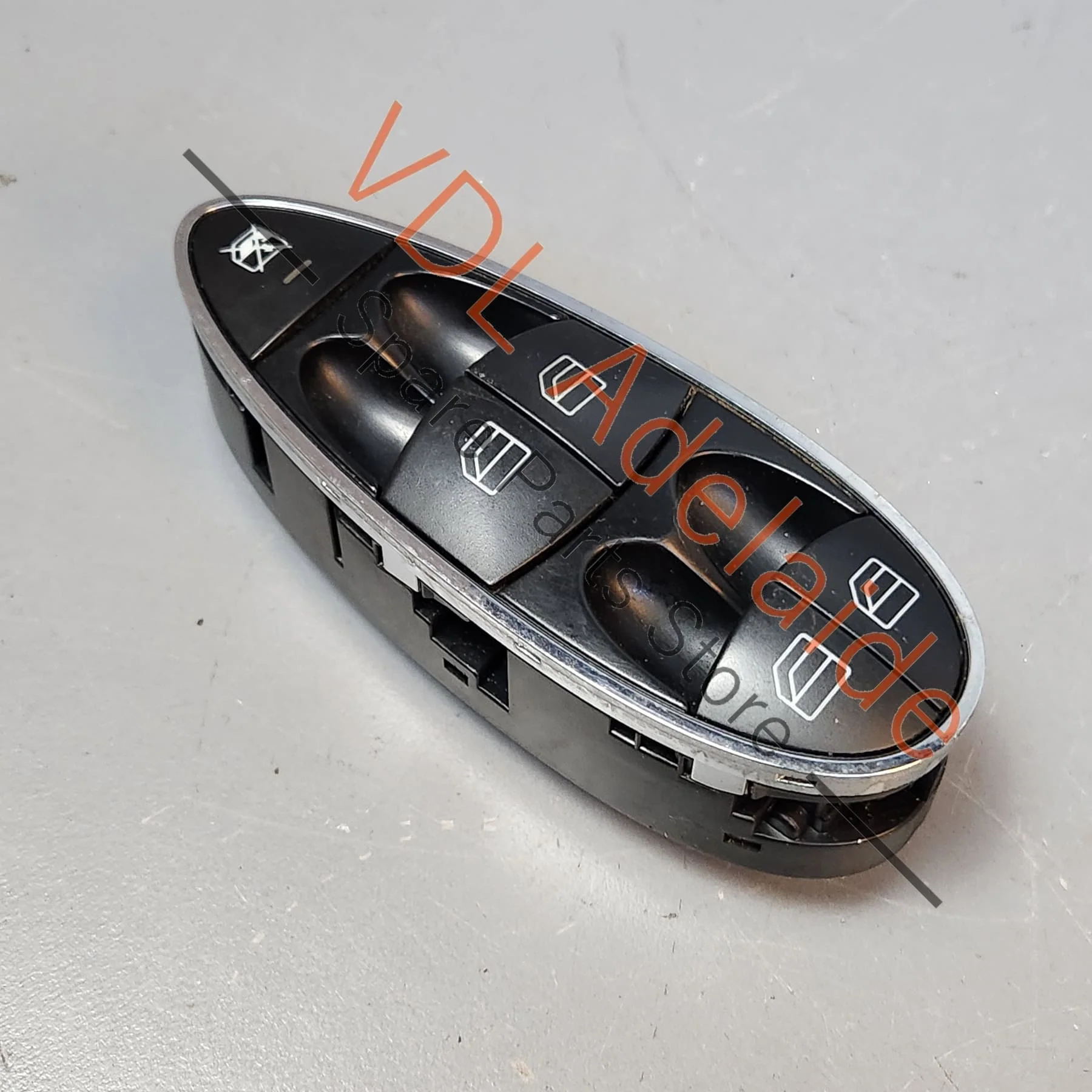 Genuine OEM Mercedes W211 E Class Drivers Window Switch A2118213679