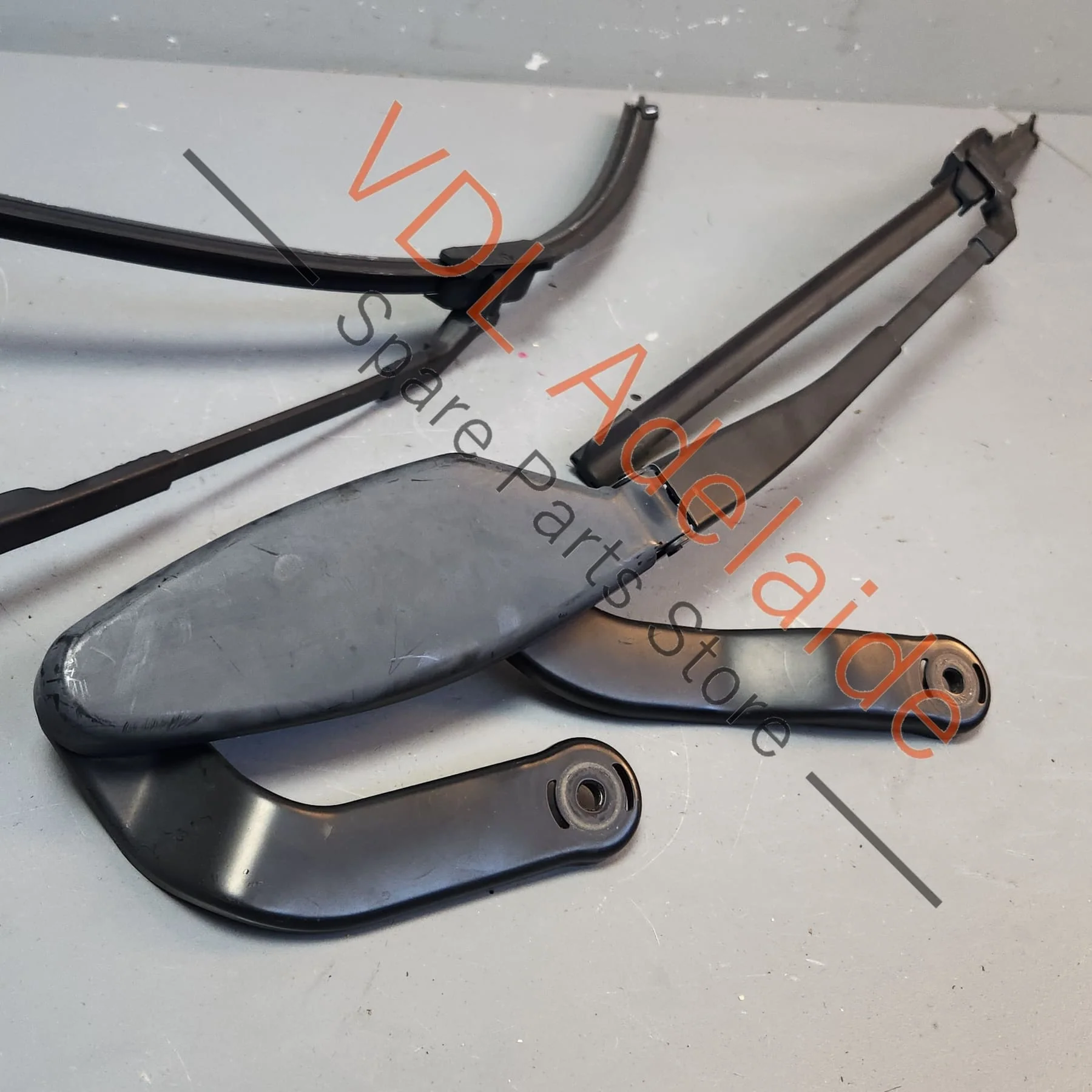 Mercedes W211 Complete Windscreen Wiper Arm Set for RHD A2118200744 A2118201444 - Image 8