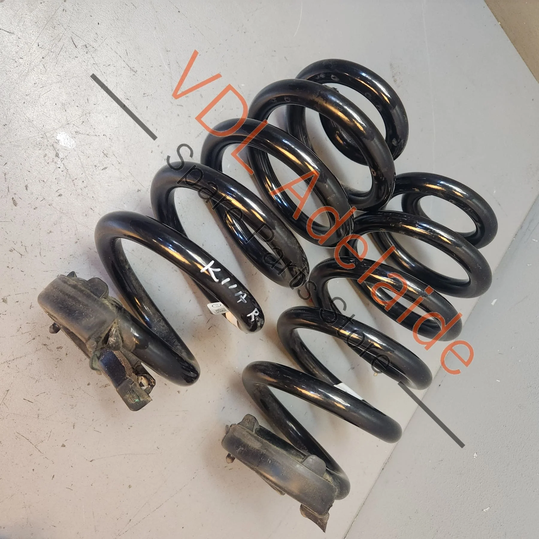 Cupra Born K11 Rear Springs (pair) 1EA511103S - Image 2