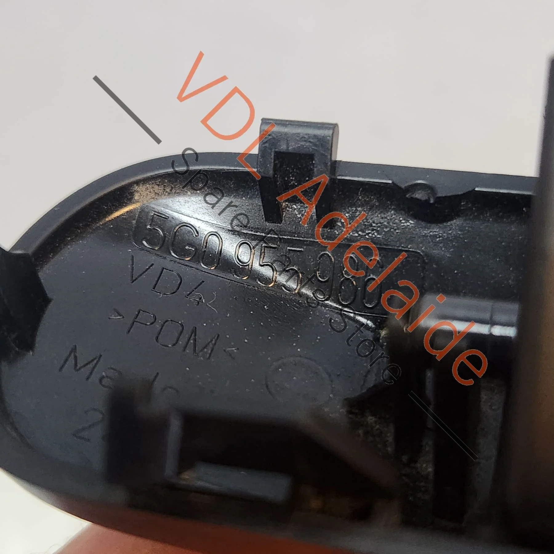 VW Golf MK8 Cupra Born Windscreen Washer Jet Set (pair) 5G0955986 - Image 3