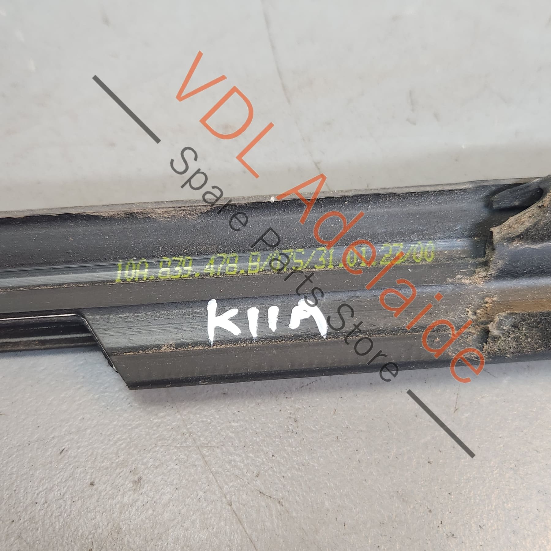 Cupra Born Exterior Window Slot Aperture  Seal Trim Molding Right Rear 10A839478B - Image 7