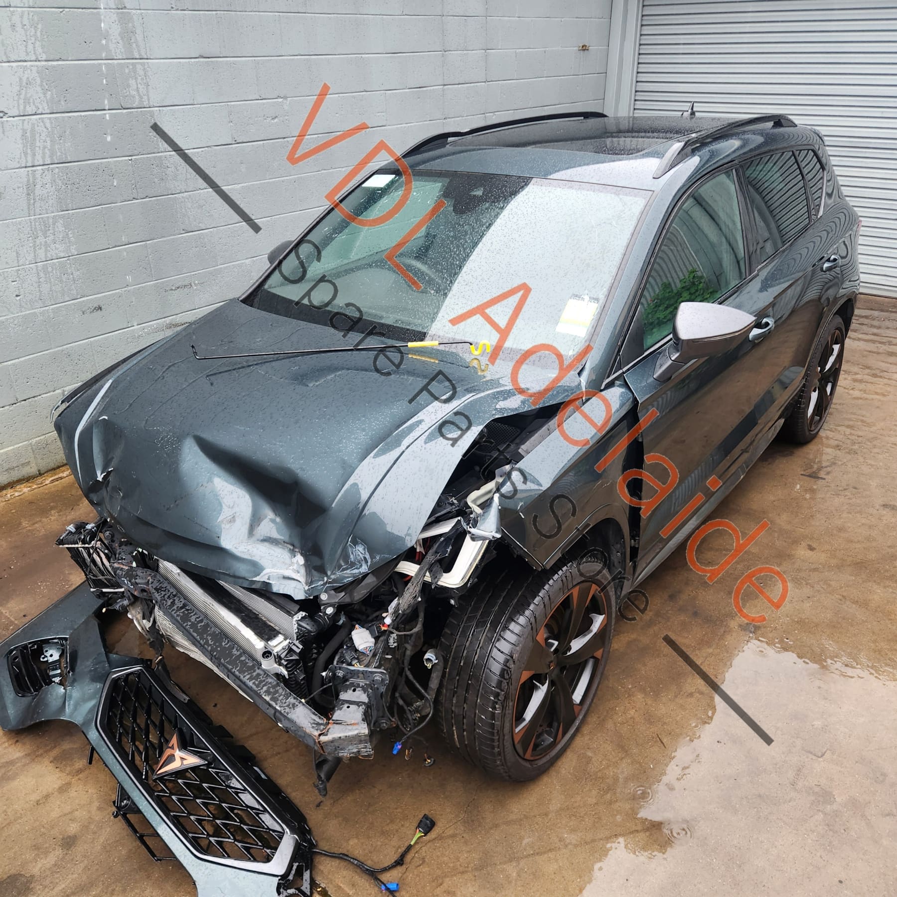 Cupra Ateca Front Right Door Shell w Glass 9S / X6T Camouflage Green Metallic 575831052E - Image 6