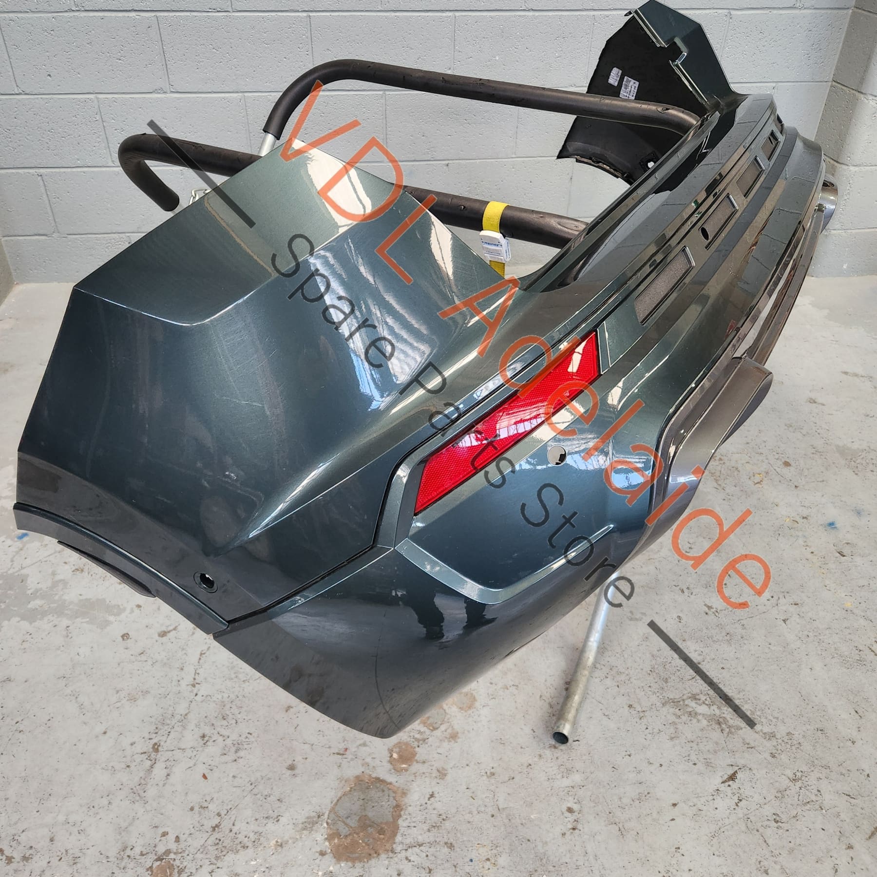 Cupra Ateca Rear Bumper Cover w Diffuser 9S / X6T Camouflage Green Metallic - Image 4