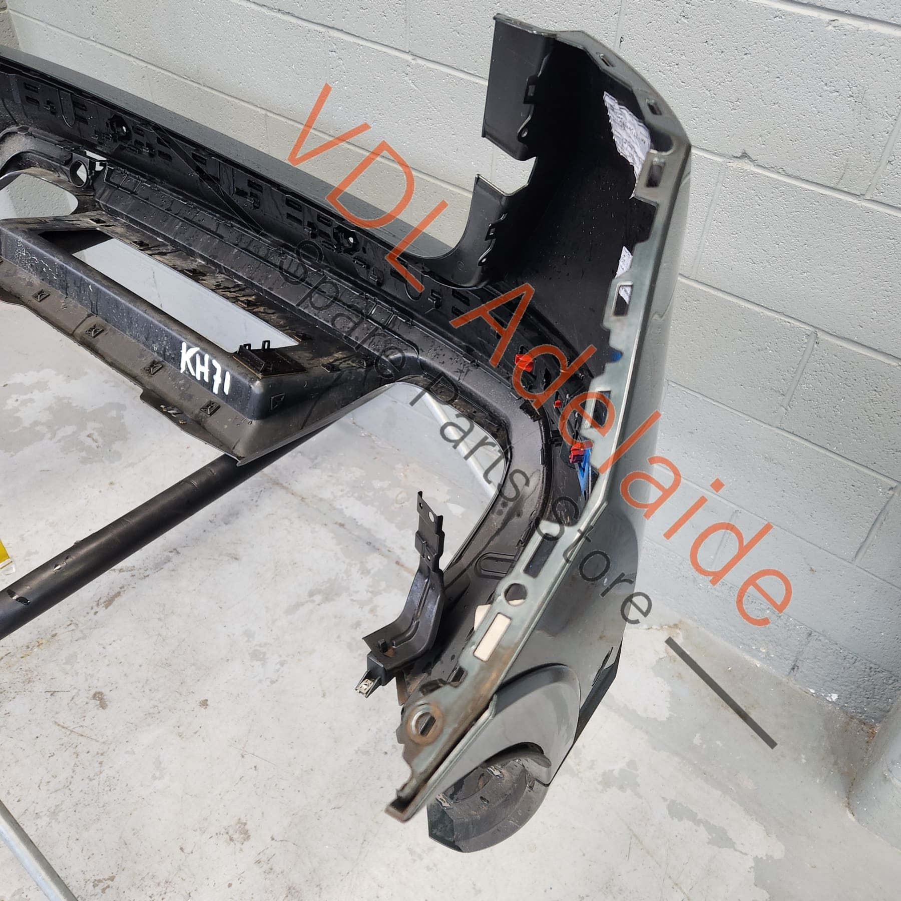 Cupra Ateca Rear Bumper Cover w Diffuser 9S / X6T Camouflage Green Metallic - Image 9