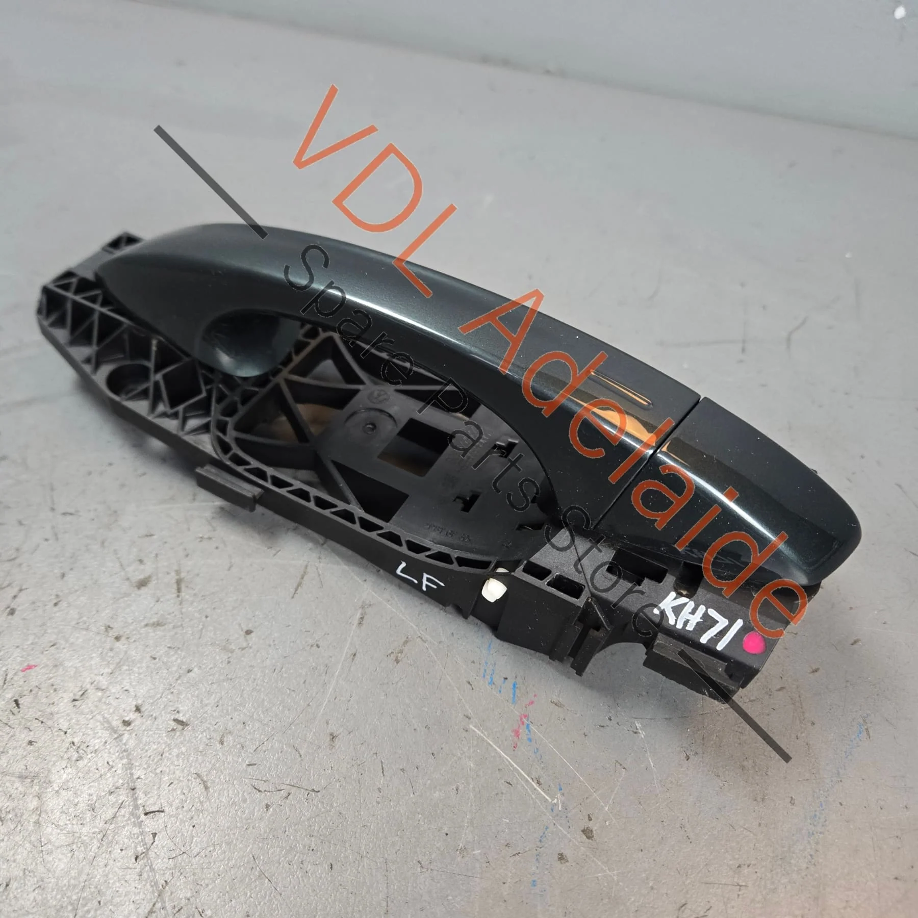 Cupra Ateca Left Front Exterior Door Handle for keyless entry 5G0837205R GRU 5N0839885H - Image 2