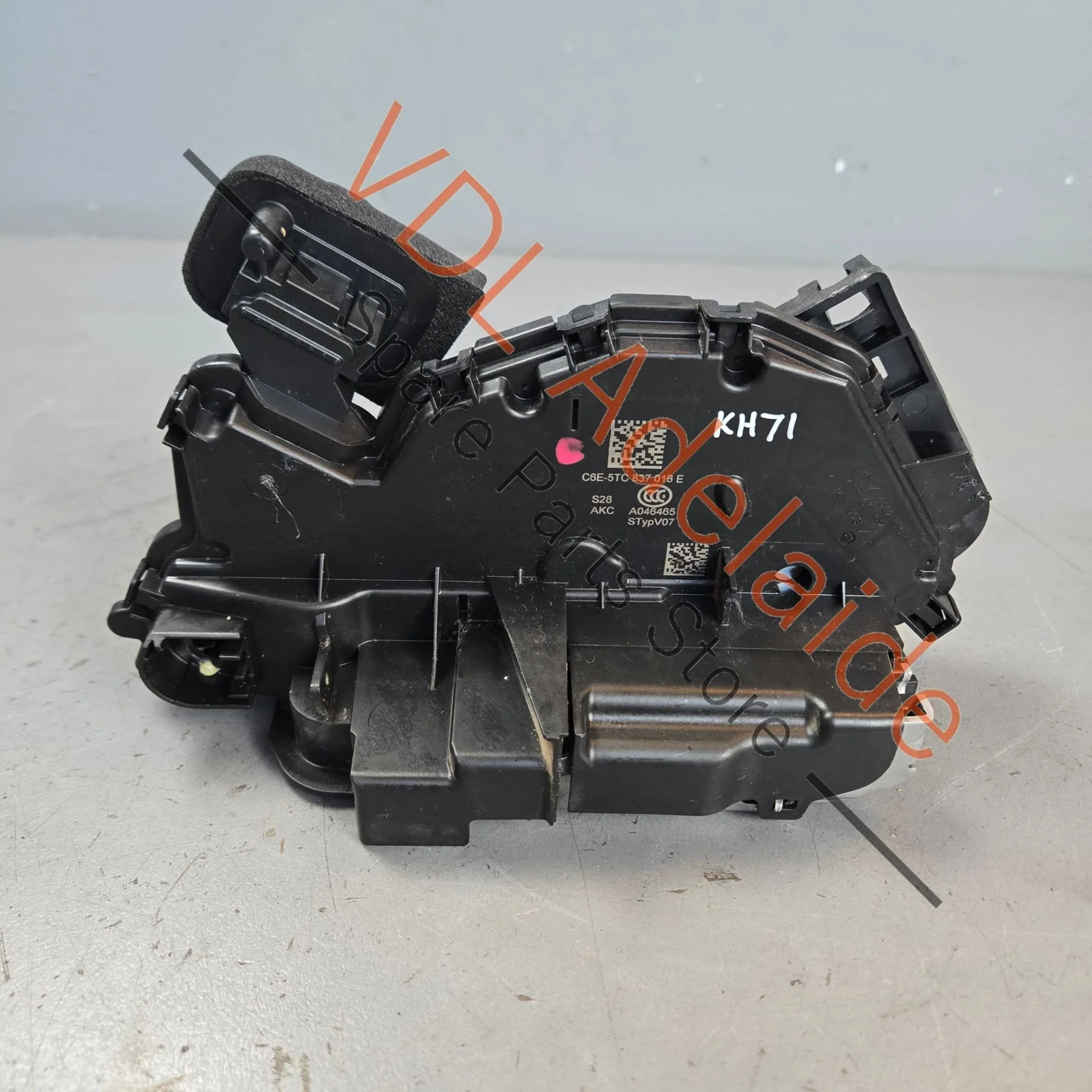 Cupra Ateca Front Right Door Lock Mechanism for Keyless entry vehicles 5TC837016E