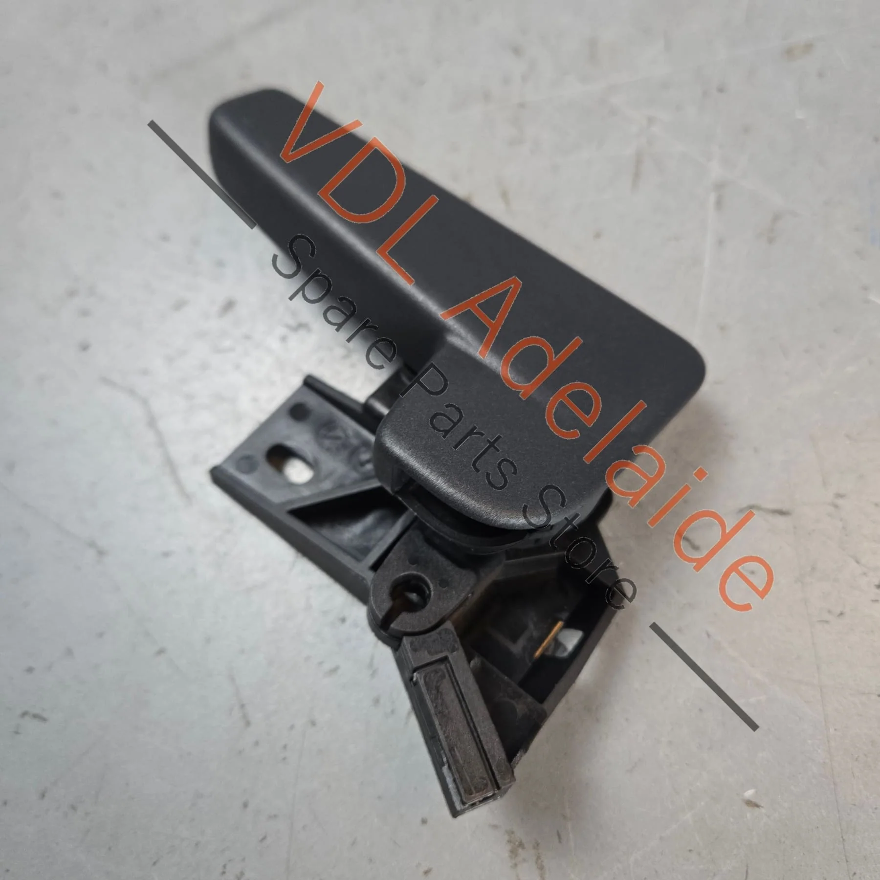 Cupra Ateca Bonnet Lock Release Handle Interior 3G0823533 517823633B - Image 2
