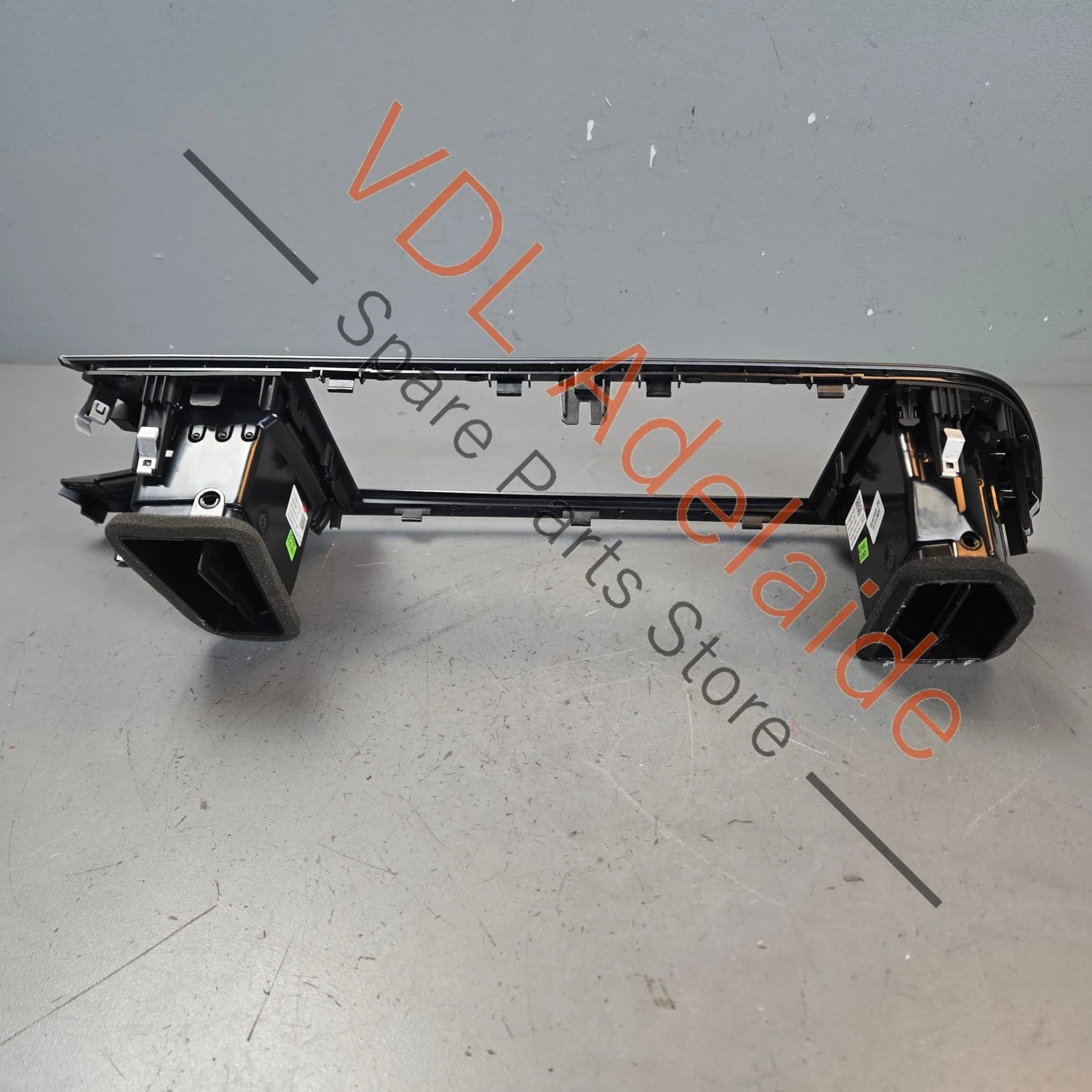 Cupra Ateca Centre Dashboard Air Vent & Cover Trim Interior 577820951A  ZKY - Image 5