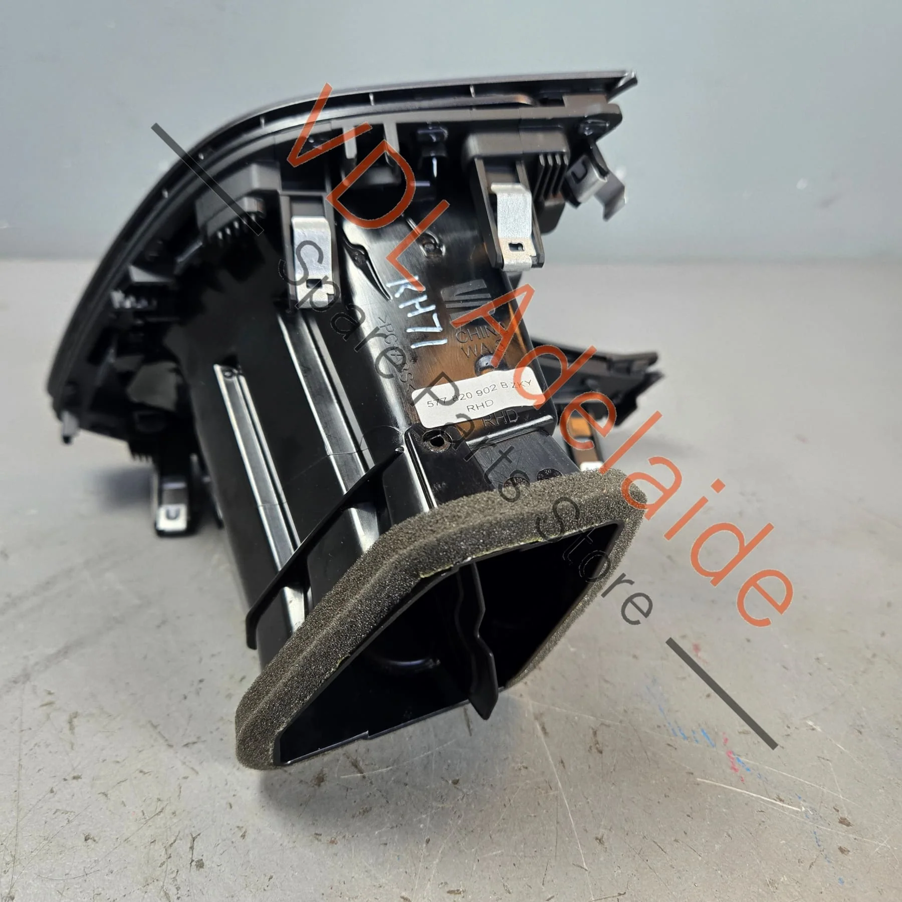 Cupra Ateca Right Drivers Dashboard Air Vent & Cover Trim Interior 577820902 ZKY - Image 3