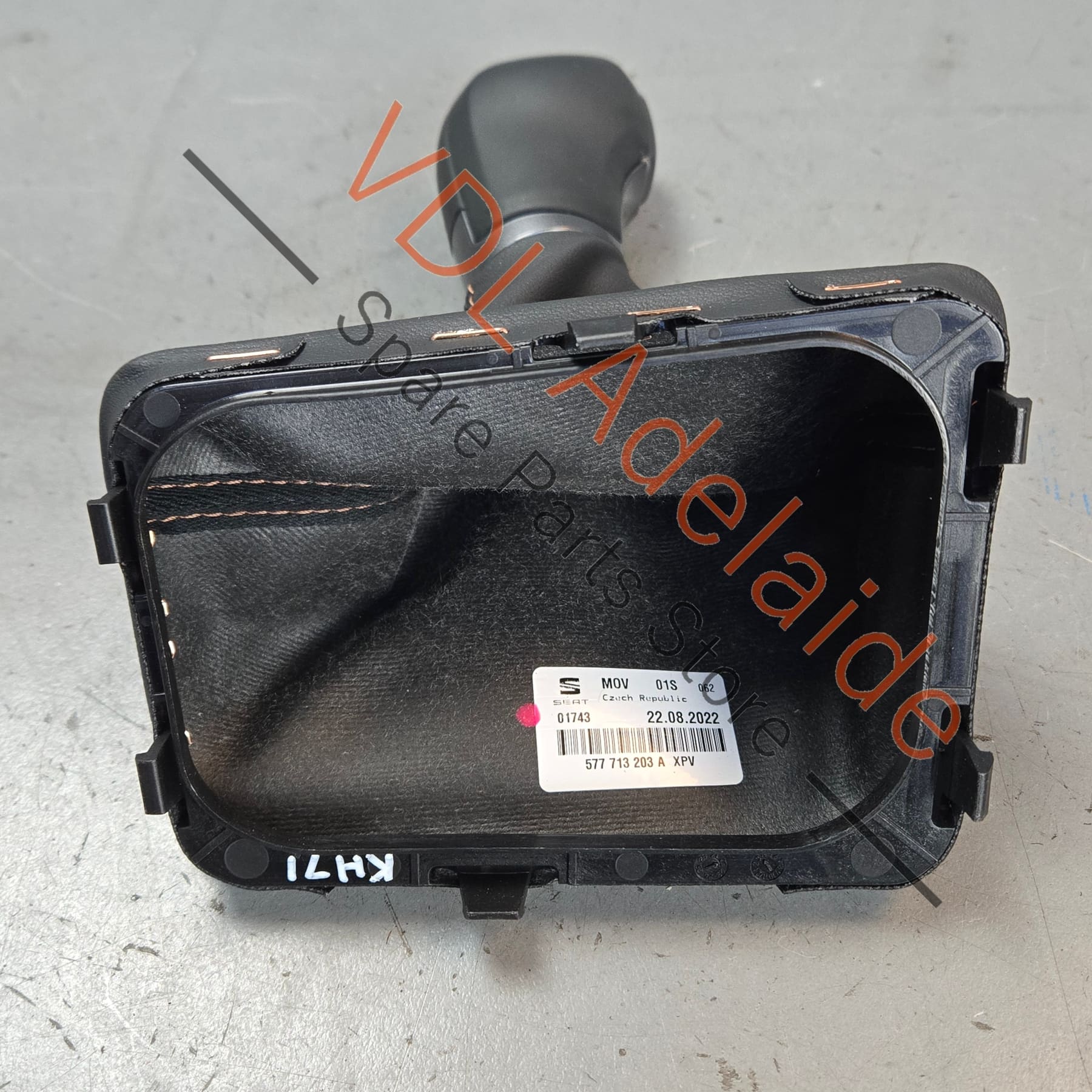 Cupra Ateca Leather Gear Shifter Knob Handle Grip 577713203A XPV 577713203AXPV - Image 7