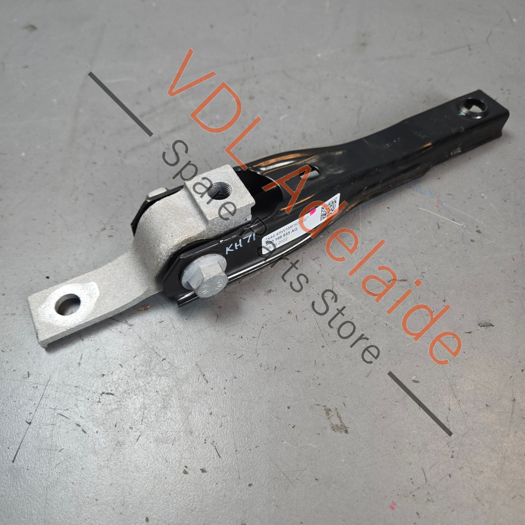 VW Audi Cupra Lower Engine Mount Support Pendulum Bush 5Q0199855AB