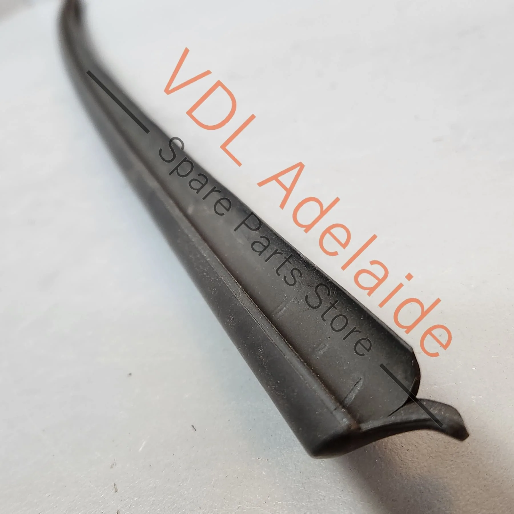 Audi A4 B8 Right Side Windscreen Deflector Strip 8K0854328 01C - Image 5