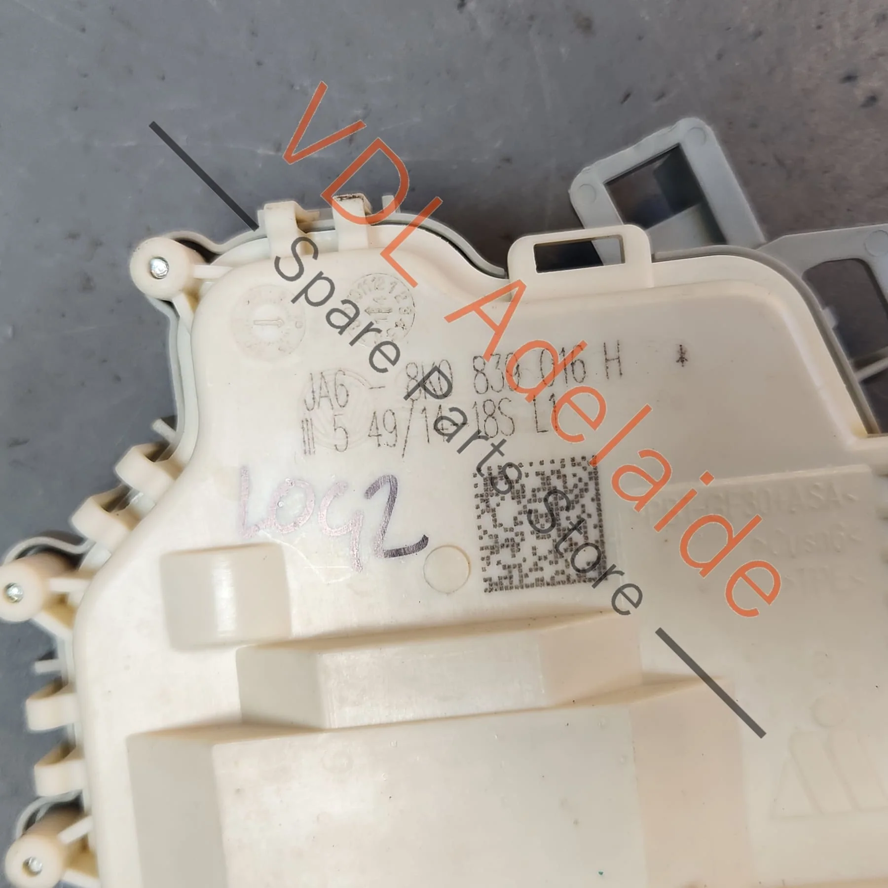 Audi Rear Right Door Lock Mechanism 8K0839016H - Image 5