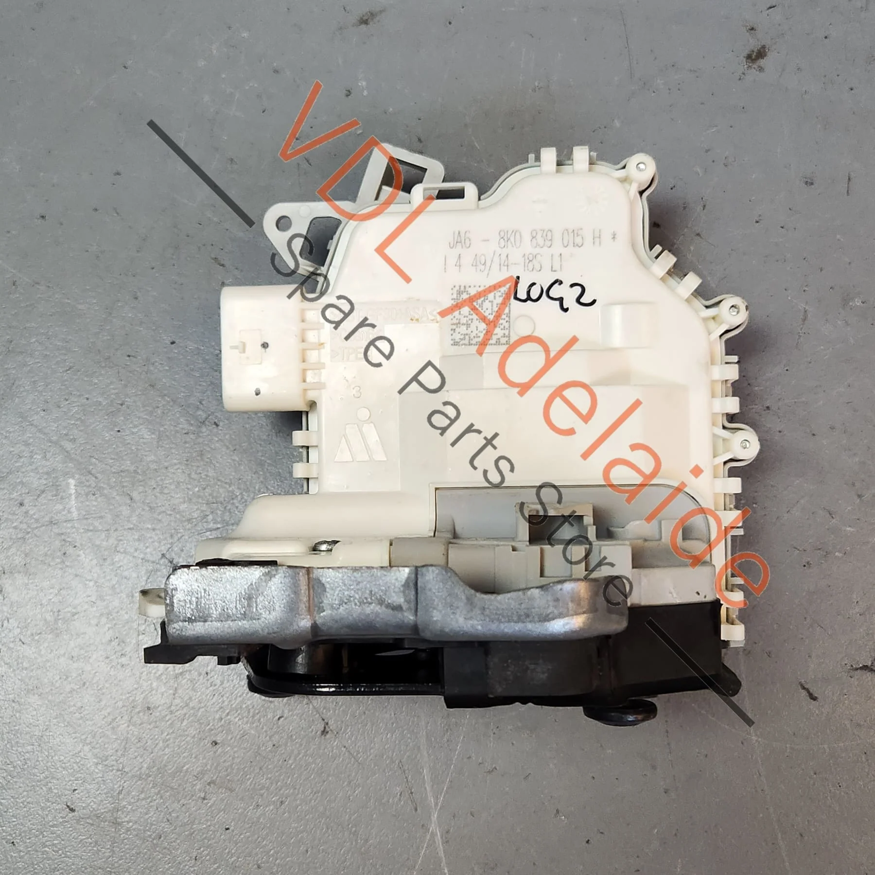 Audi Rear Left Door Lock Mechanism 8K0839015H