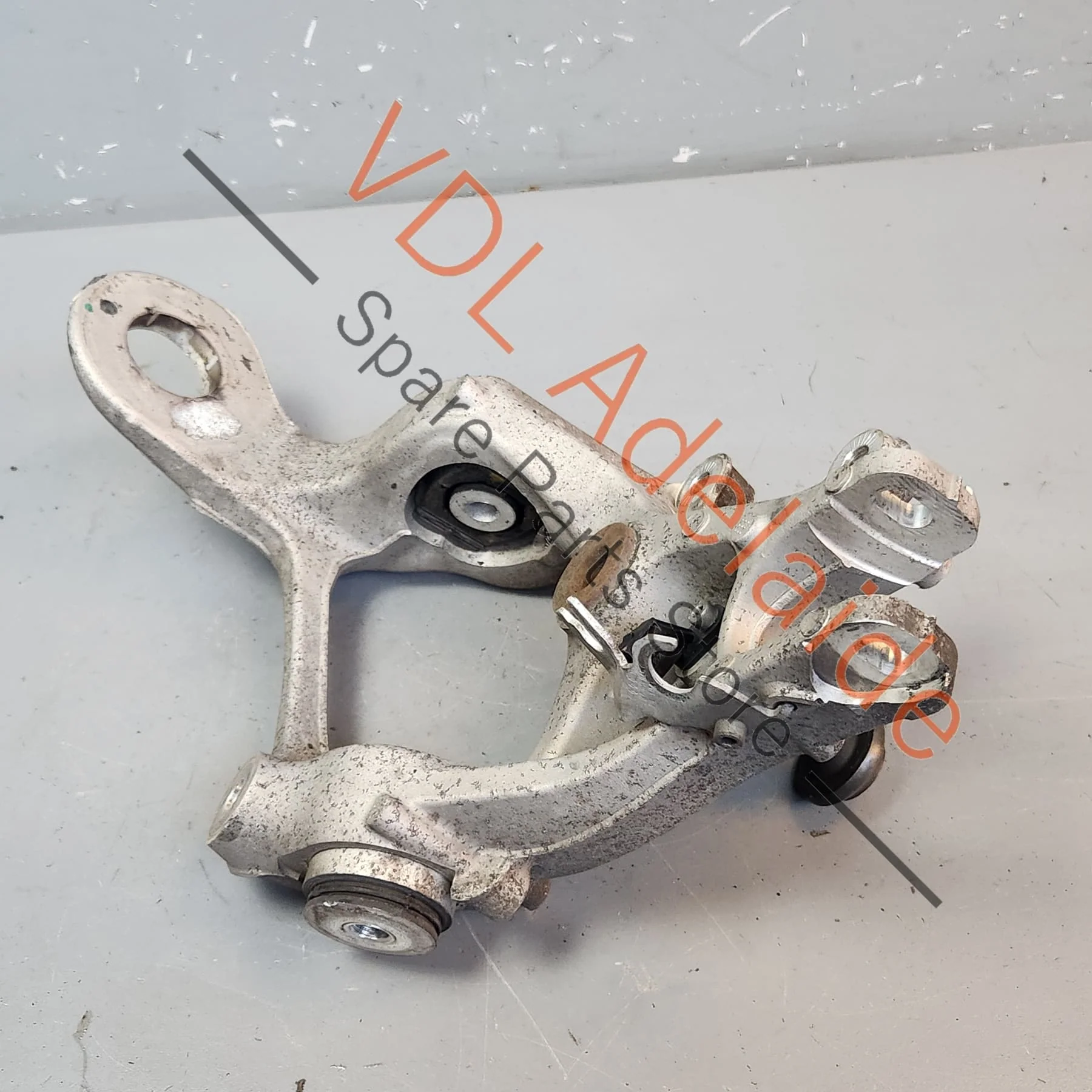 Audi A4 B8 Rear Right Suspension Hub Knuckle 8K0505432AP 8K0505432AQ 8K0505436AB - Image 5