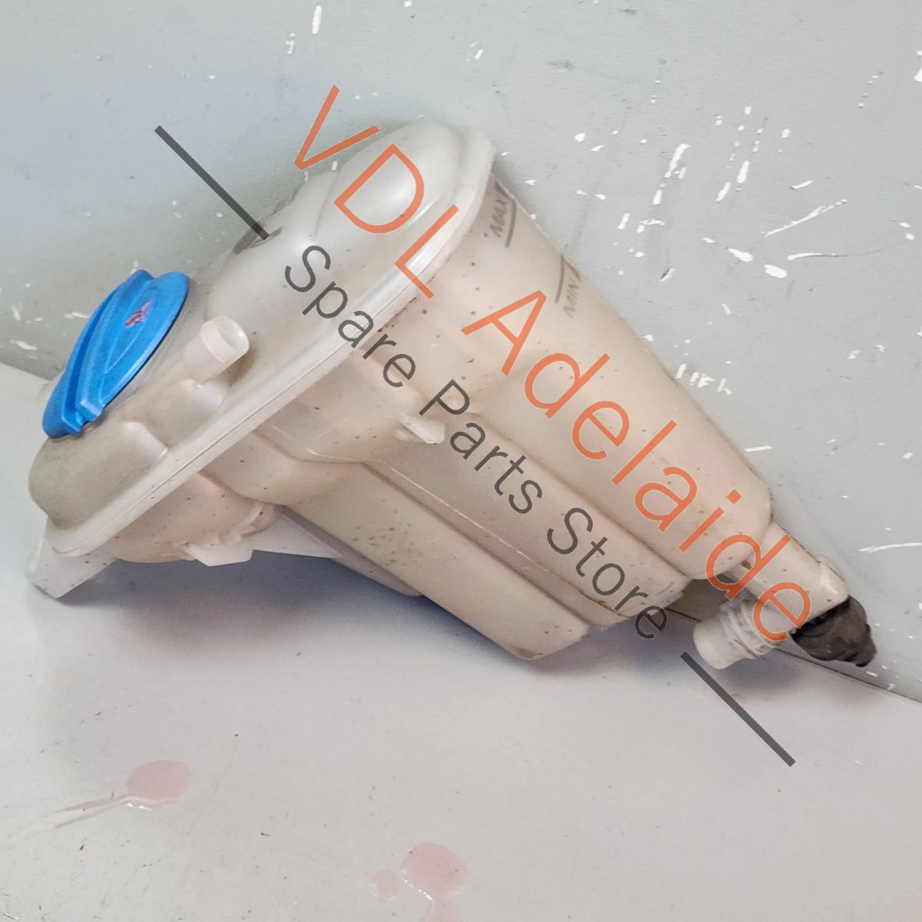 Audi A4 4Cyl Coolant Overflow Bottle Reservoir Tank & Cap 8K0121403T 8K0121403AC 3B0121321