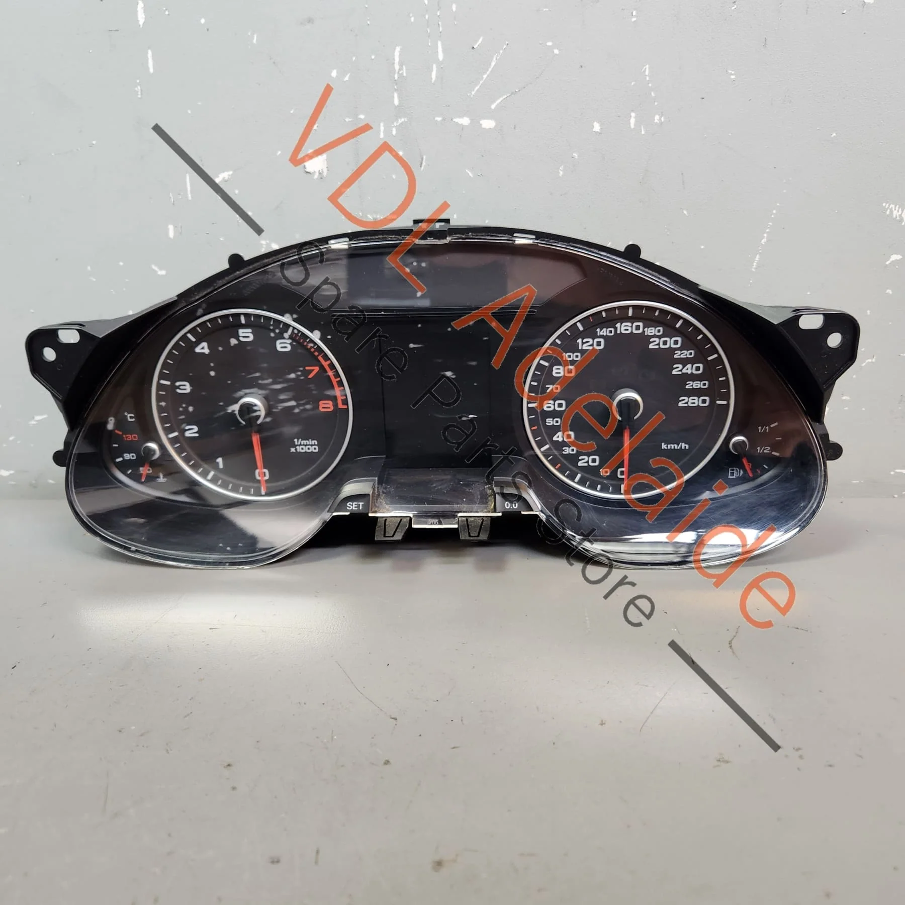 Audi A4 B8 8K Combi-Instrument Dash Cluster Speedometer Display km/h 8K0920932C