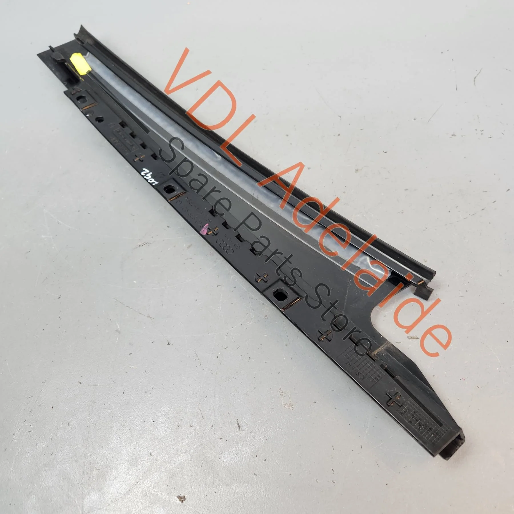 Audi A4 B8 8K Rear Left Door B Pillar Exterior Trim 8K0839901Q - Image 7