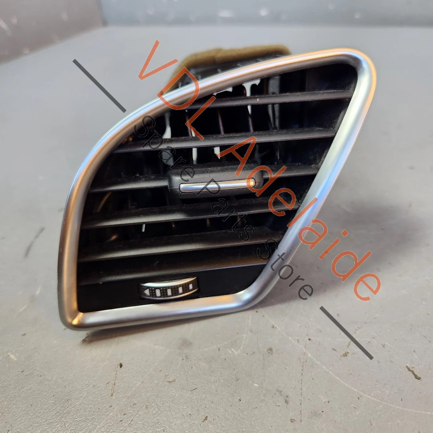 Audi A4 B8 8K Left Passenger Dash Air AC Vent RHD 8T2820901G
