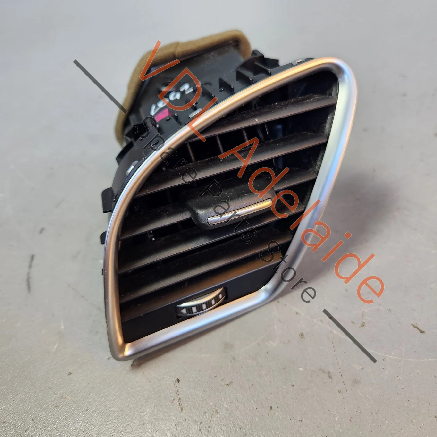 Audi A4 B8 8K Left Passenger Dash Air AC Vent RHD 8T2820901G - Image 10
