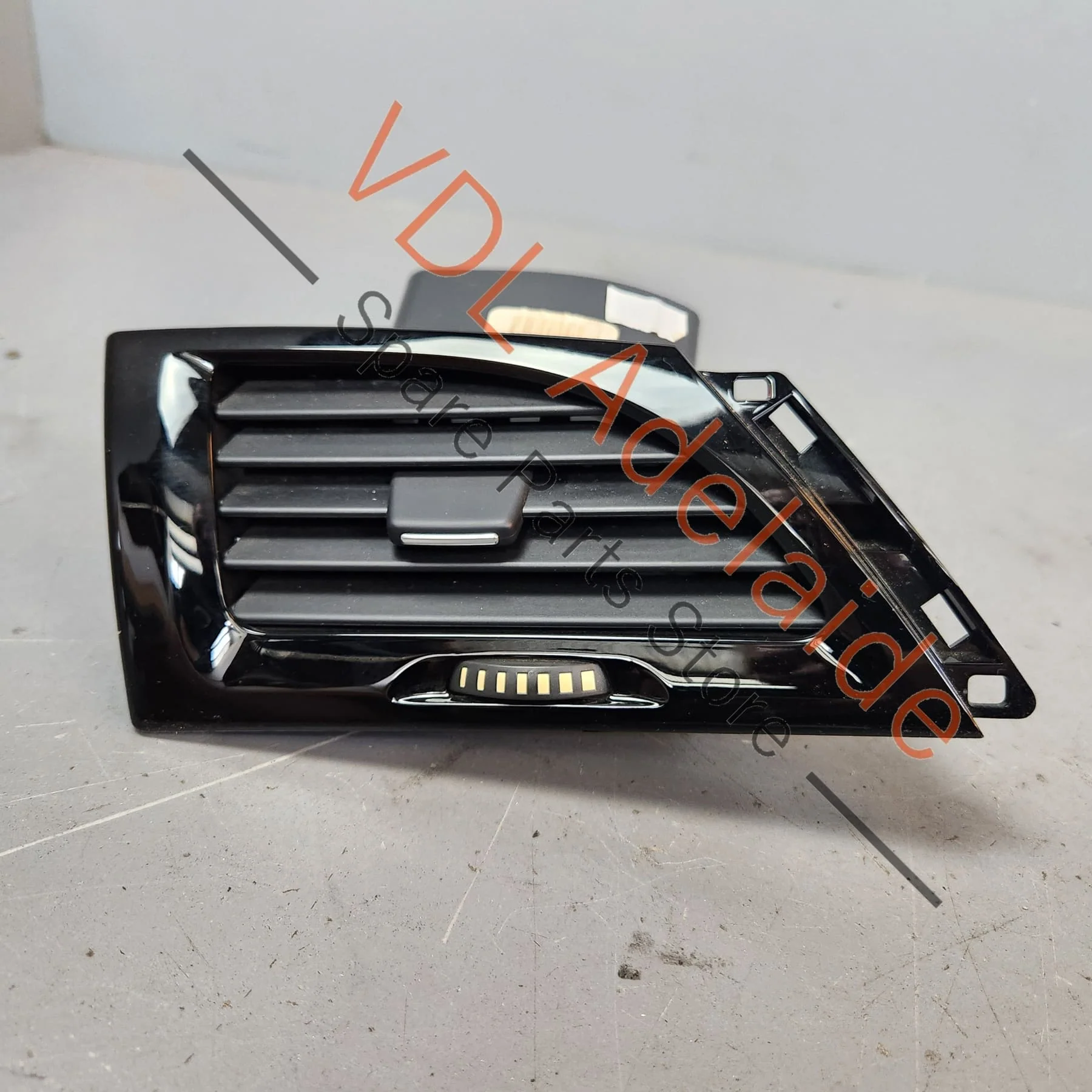 Renault Megane 3 III Left Side Dash AC Air Vent Gloss Black 687615724R for RHD