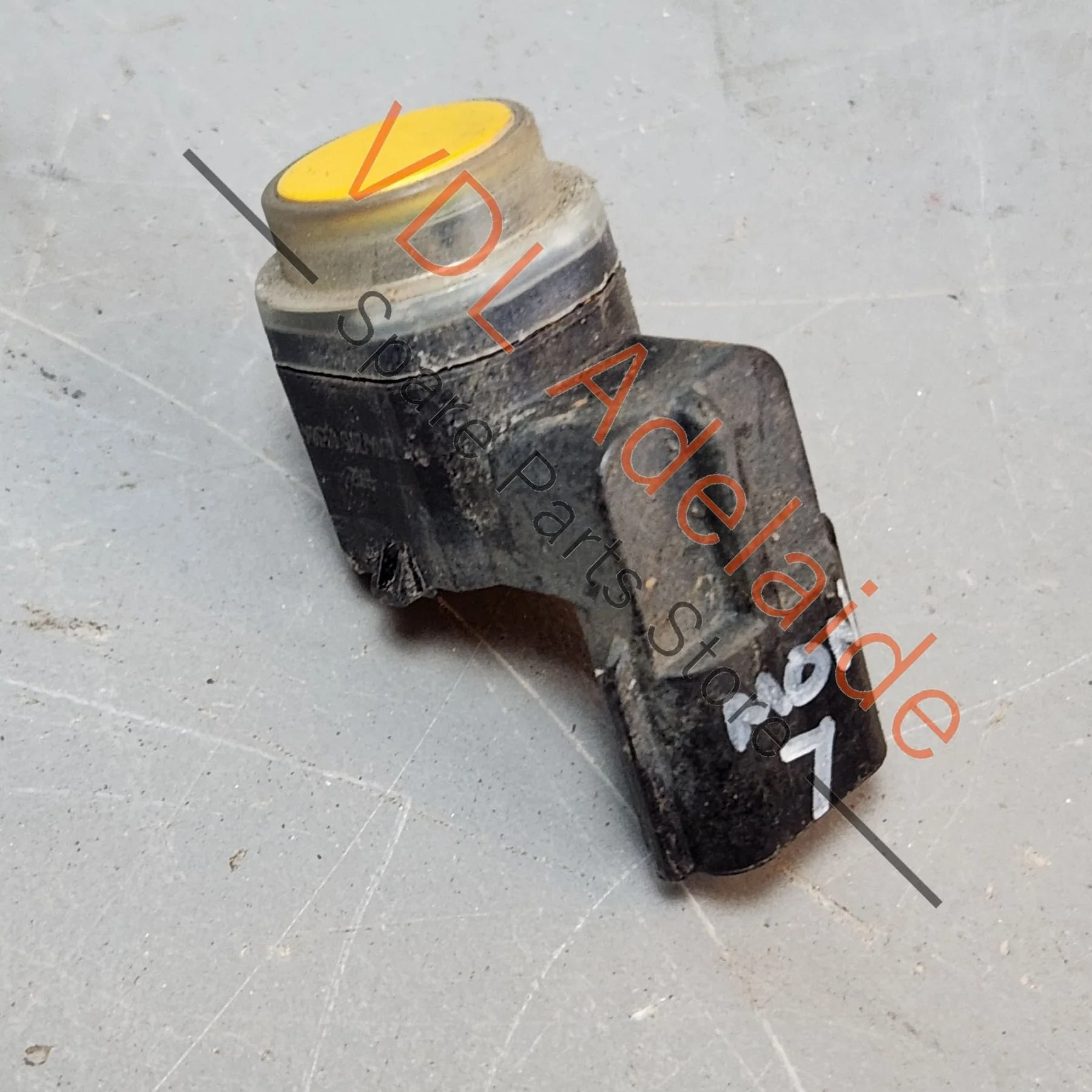 Renault Parking Sensor 284428691R - Image 4