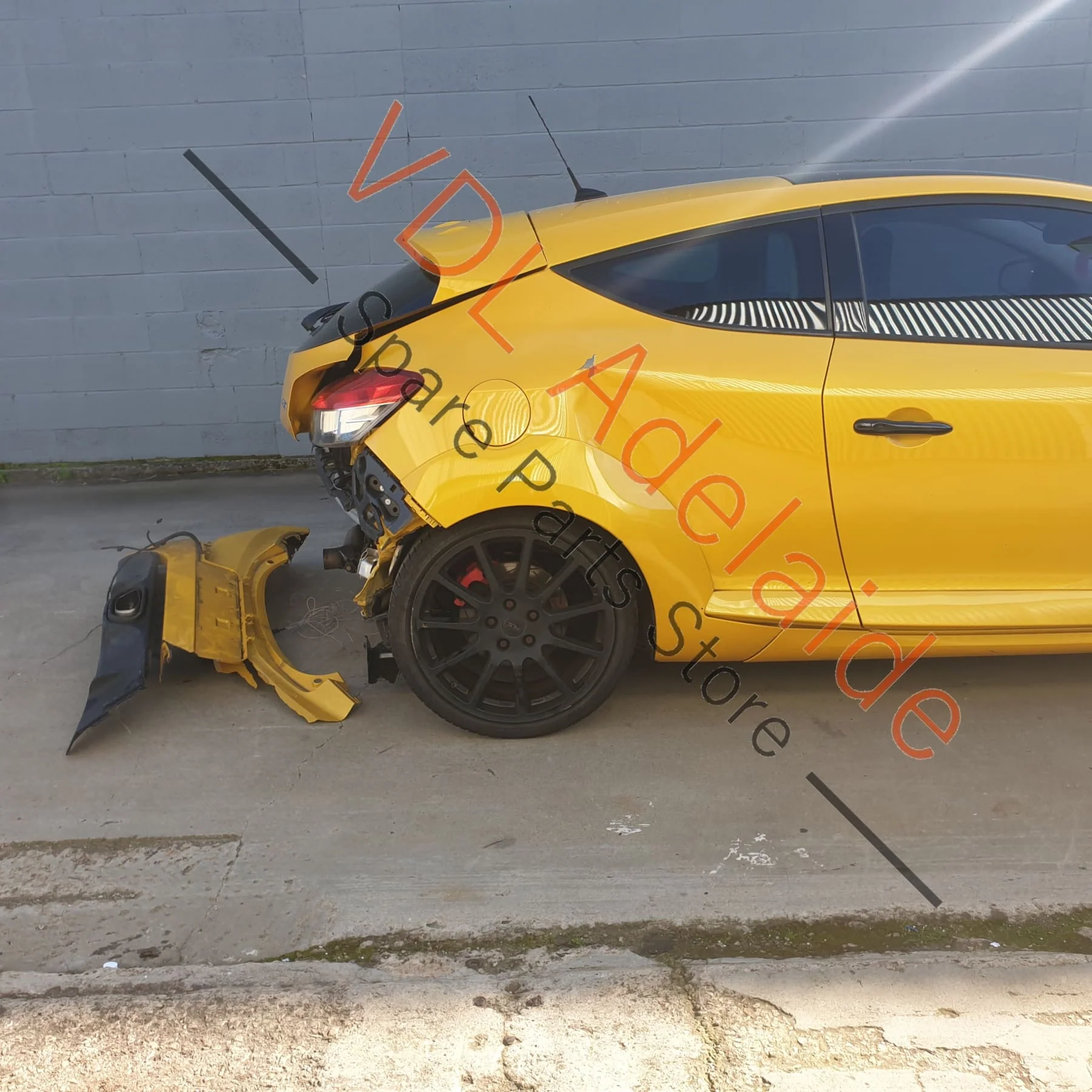 Renault Crash Sensor Black 988333198R - Image 10