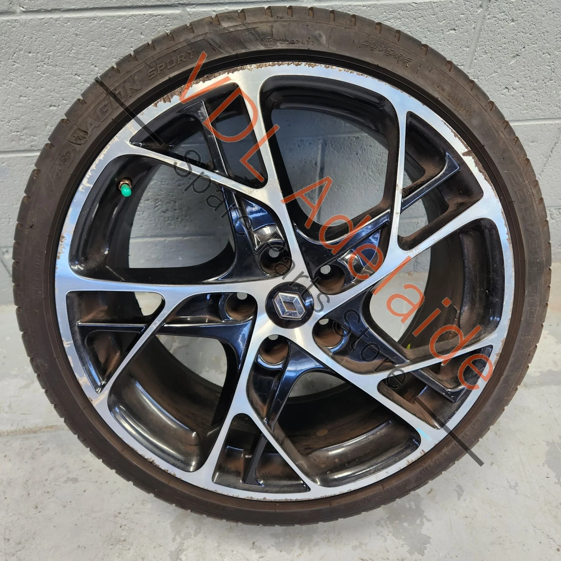 Renault Megane RS265 RS275 STEEV 19in Alloy Wheel 403000083R 19 x 8.25 65 #01