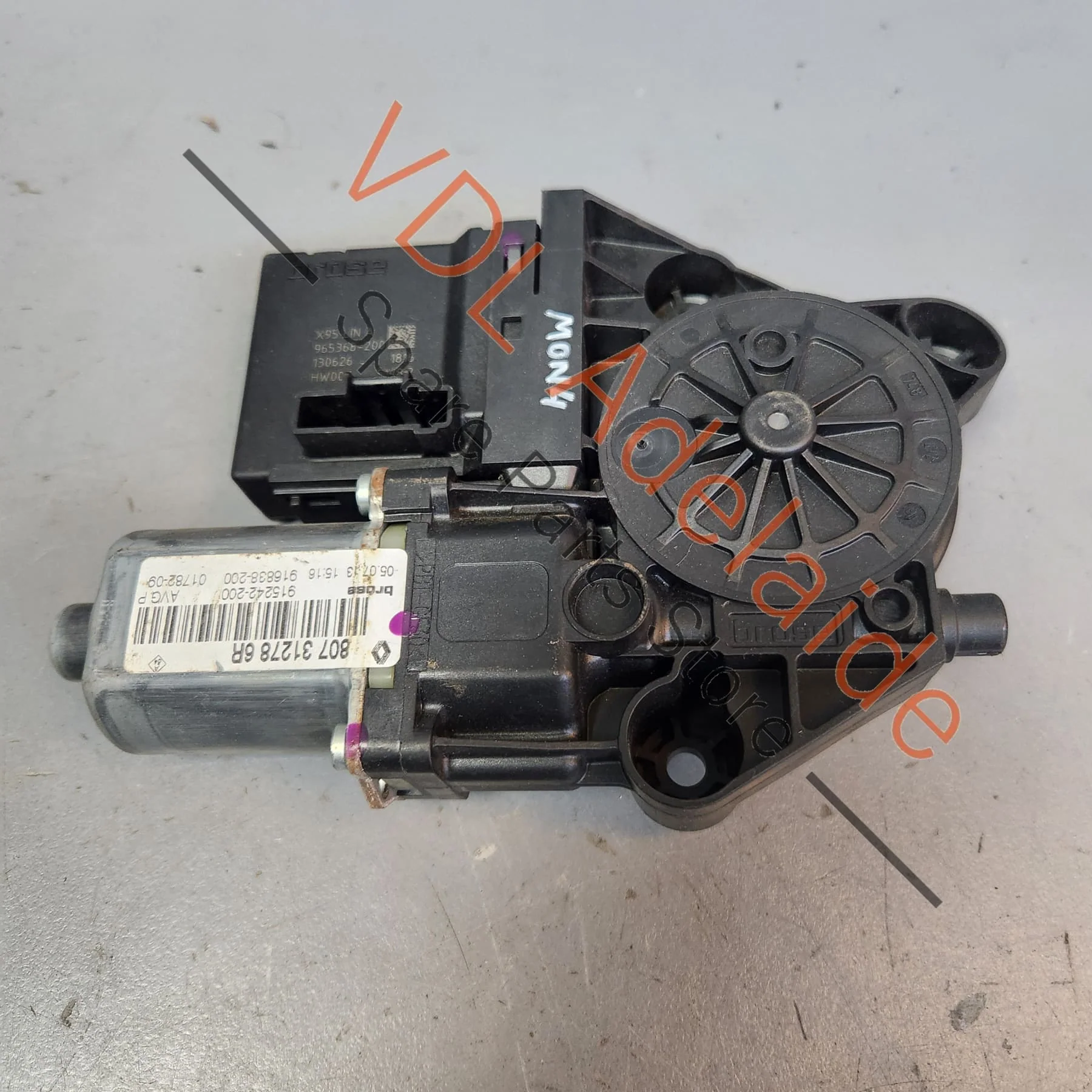 Renault Megane Clio Passenger Side Window Regulator Motor 807312786R