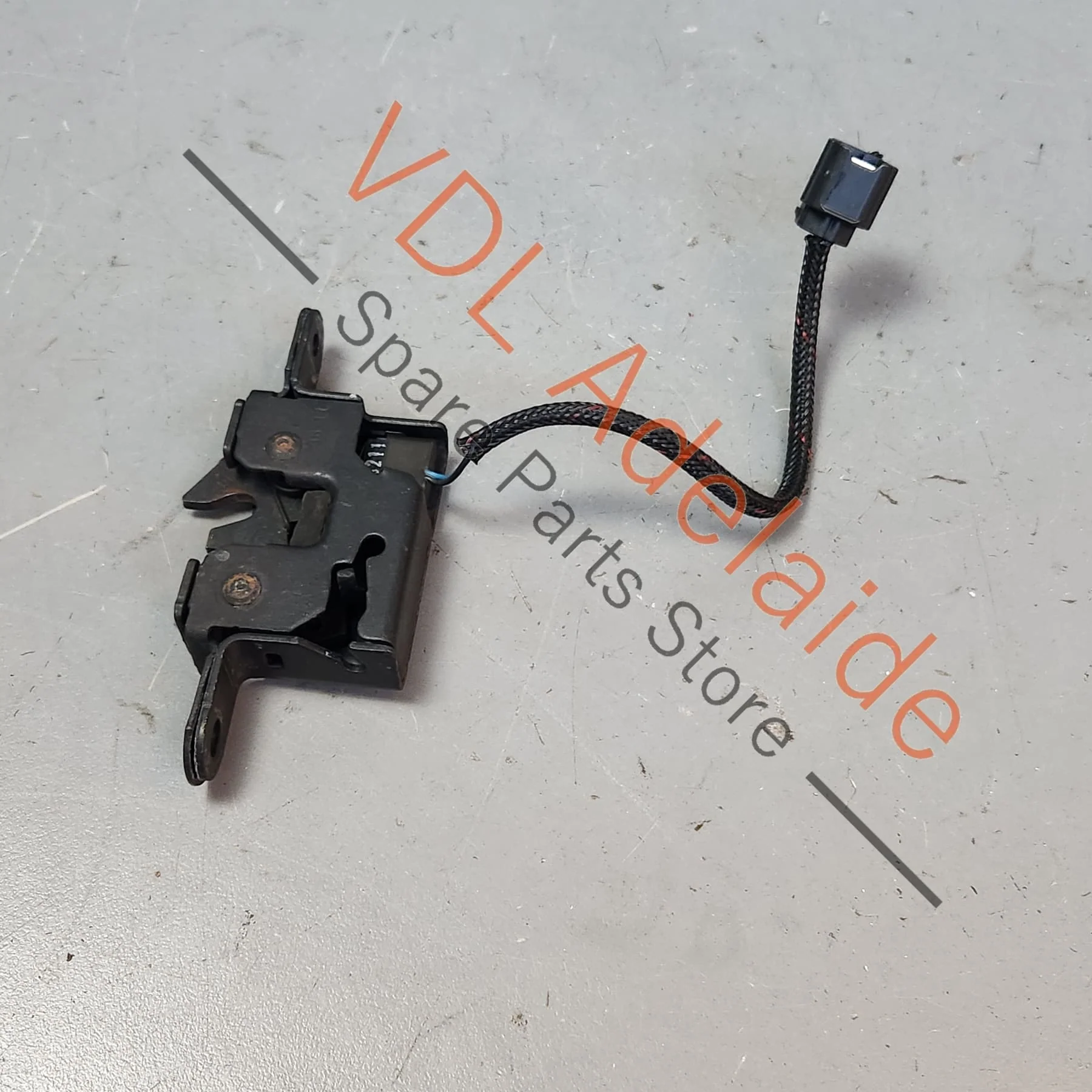 Nissan / Renault Megane 3 Bonnet Catch Latch 856010010R