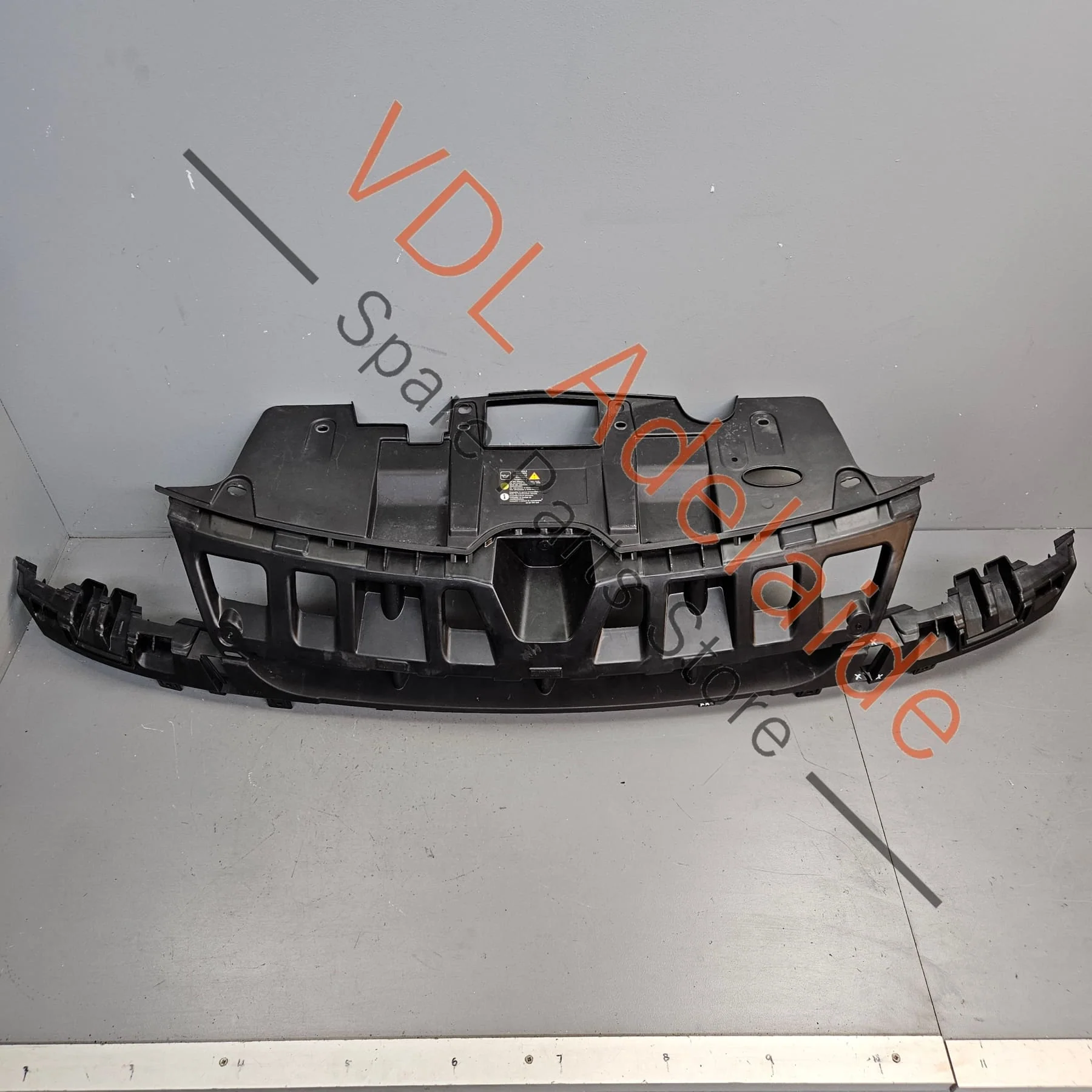 Renault Megane RS250 Front Bumper Backing Mounting Bracket Radiator Trim with ECU Vent Hole - Image 4
