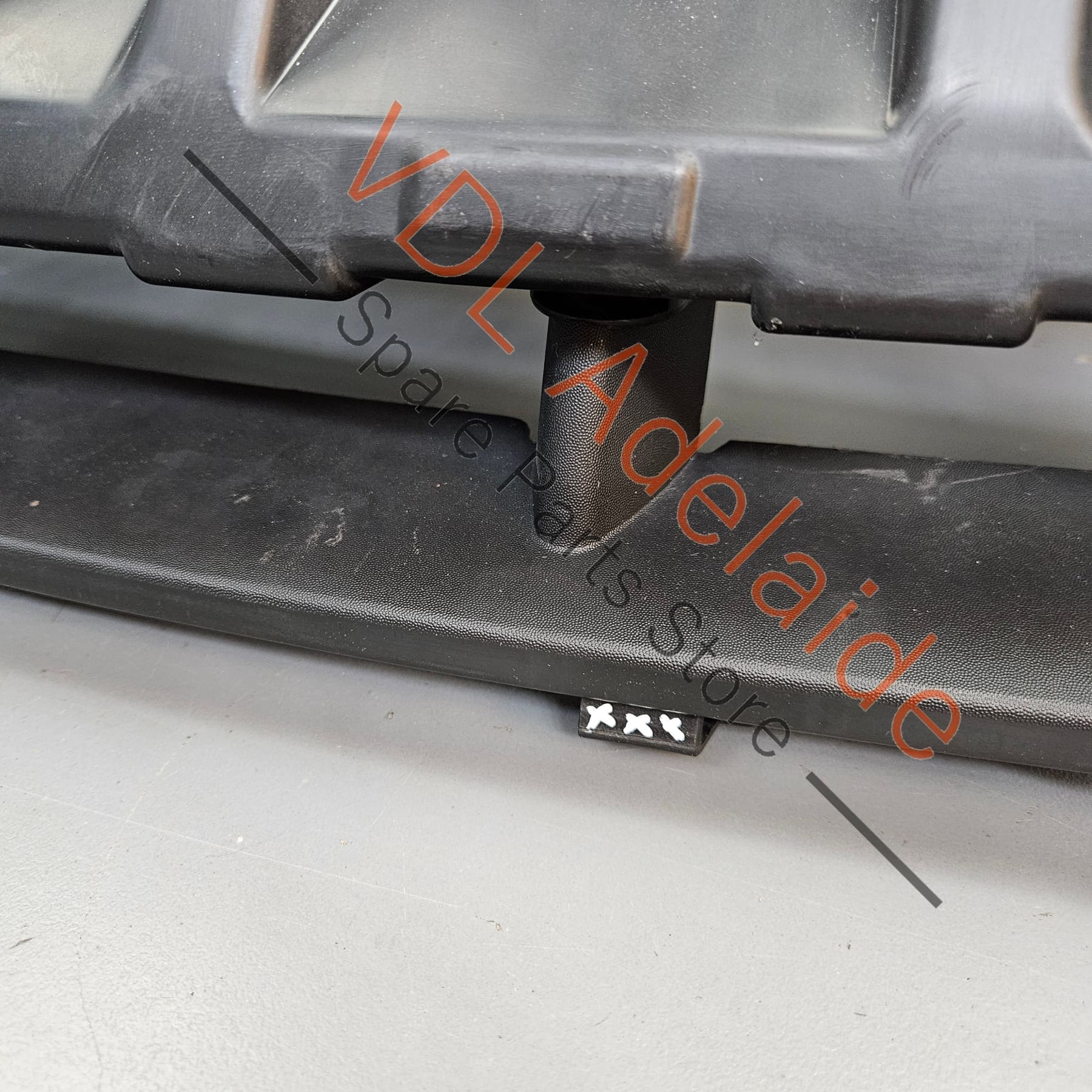Renault Megane RS250 Front Bumper Backing Mounting Bracket Radiator Trim with ECU Vent Hole - Image 6