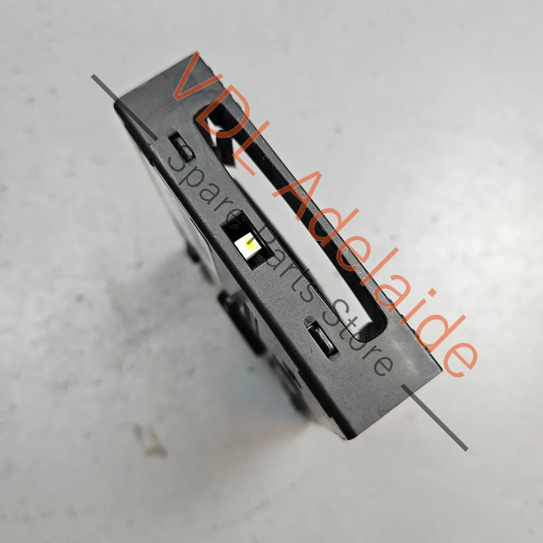 Renault Ignition Key Reader Slot 285909828R A2C53185186