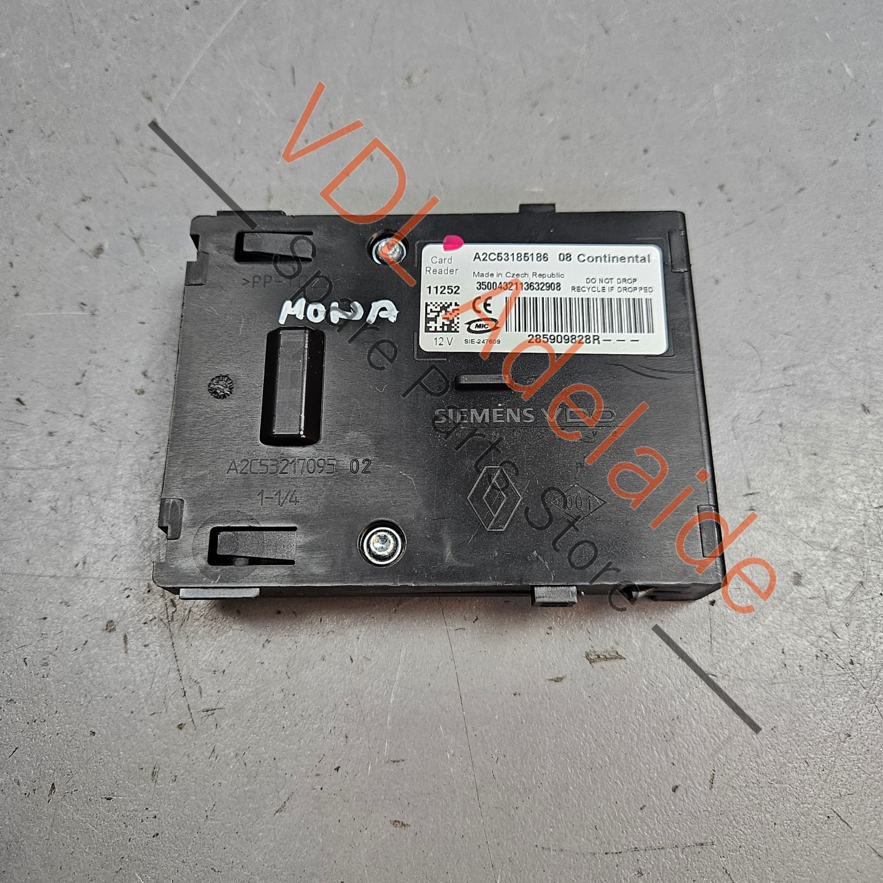 Renault Ignition Key Reader Slot 285909828R A2C53185186 - Image 2
