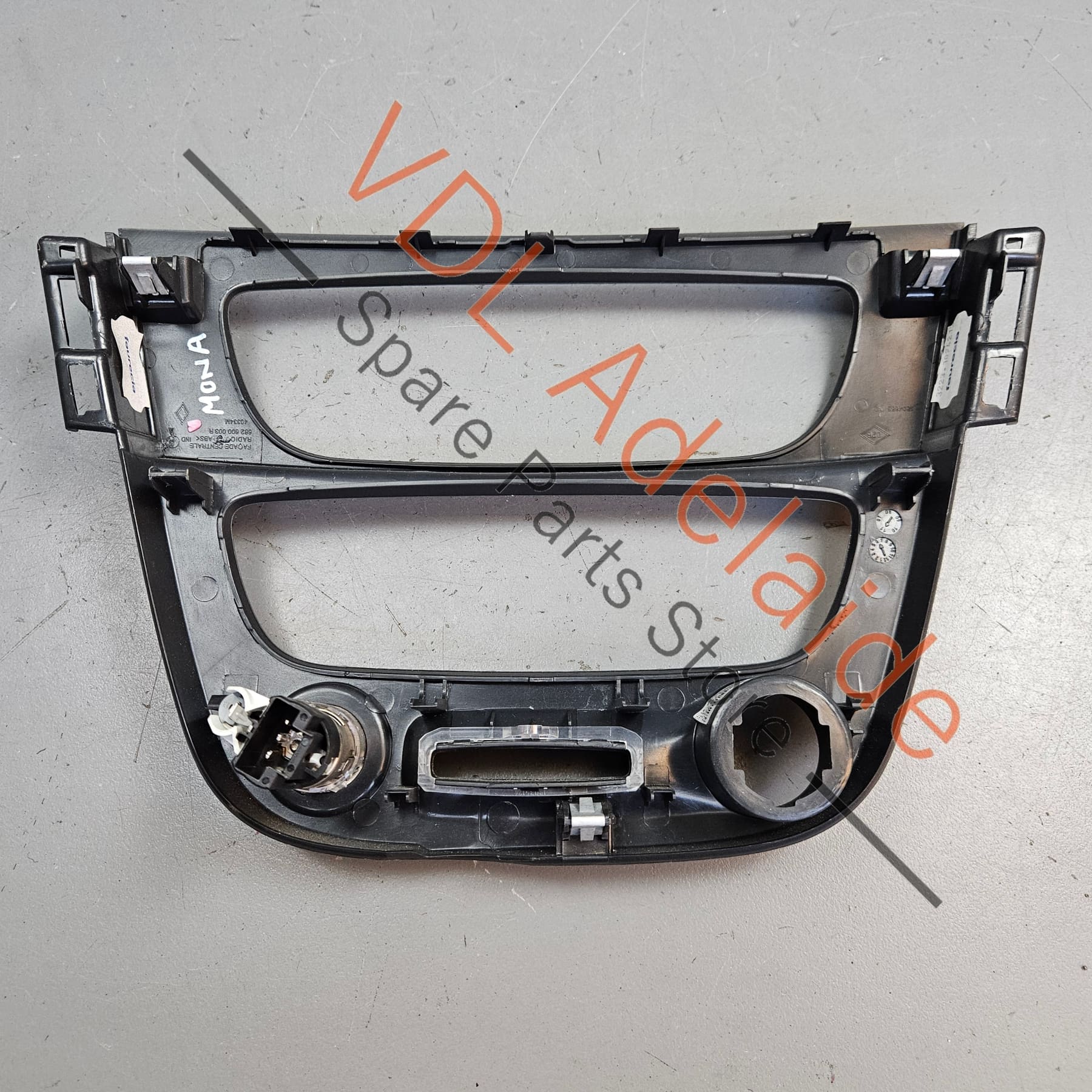 Renault Megane 3 RS265 Centre Dash Climate Audio Surround Fascia 682600020R - Image 6