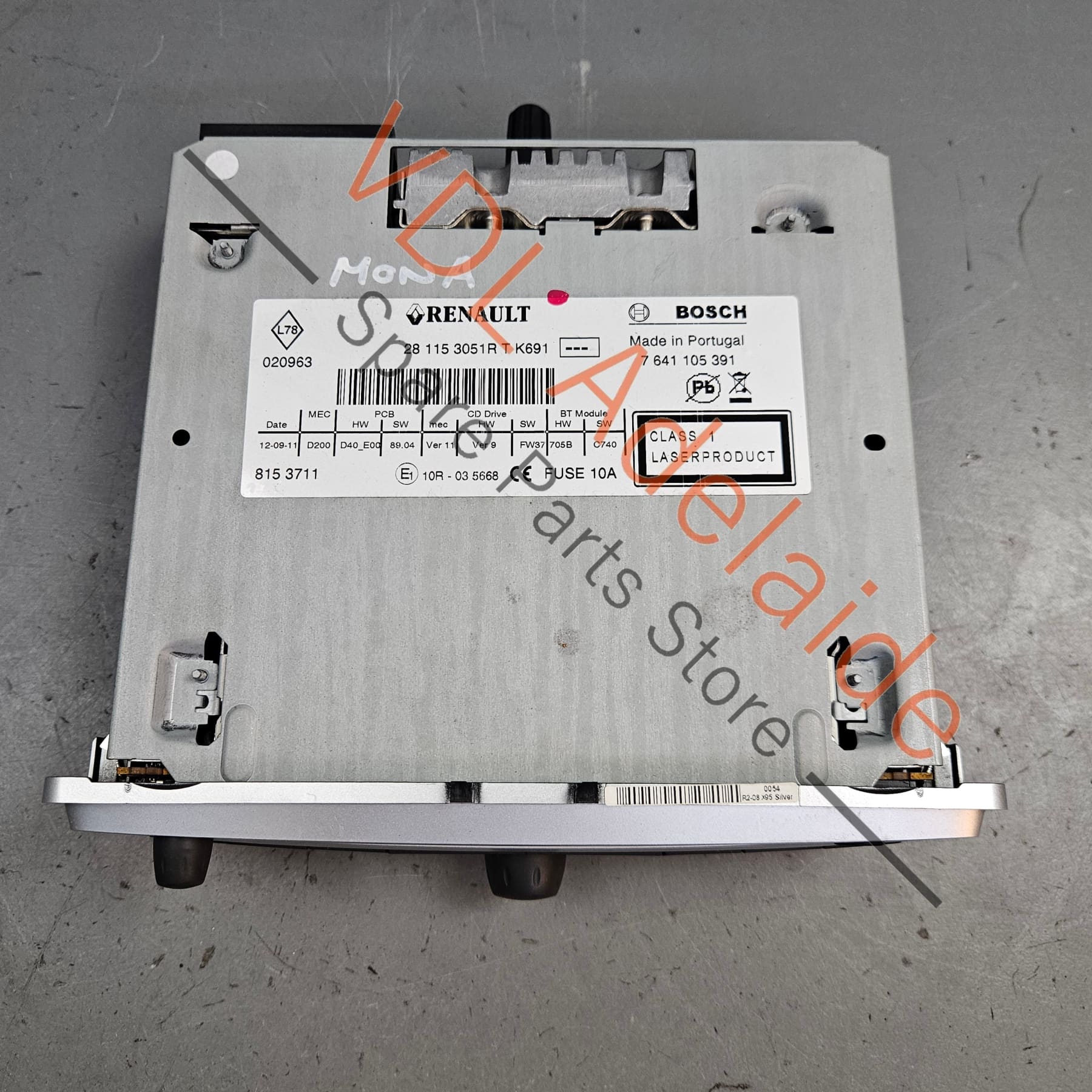 Renault Audio CD Radio Player Stacker Unit 281153051R - Image 2