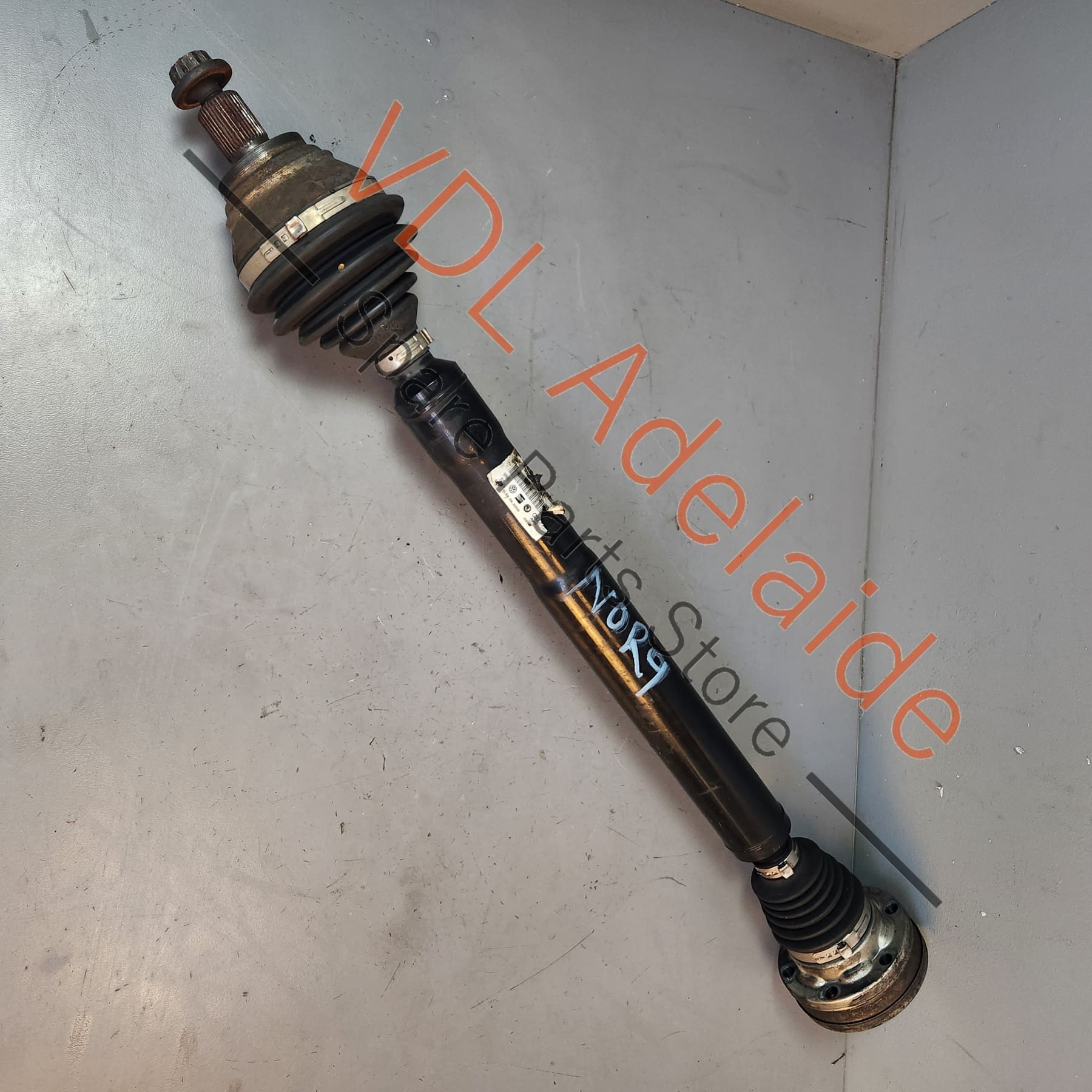 VW Golf MK6 Front Right Driveshaft Axle 1K0407272KJ / 5Q0407272DQ / 1K0407454NX