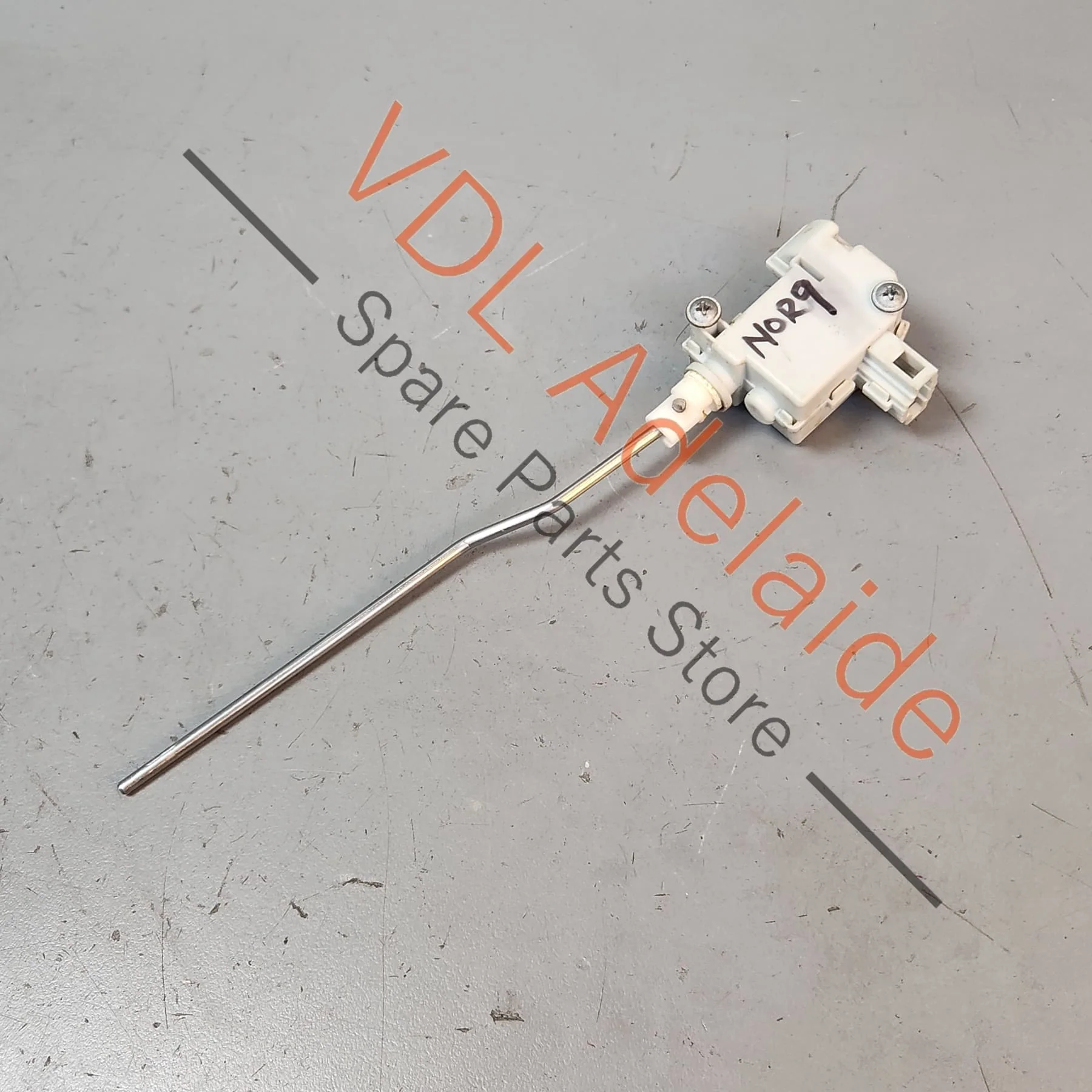 VW Golf Mk6 Fuel Cap Door Actuator Motor Lock 5K6810773A