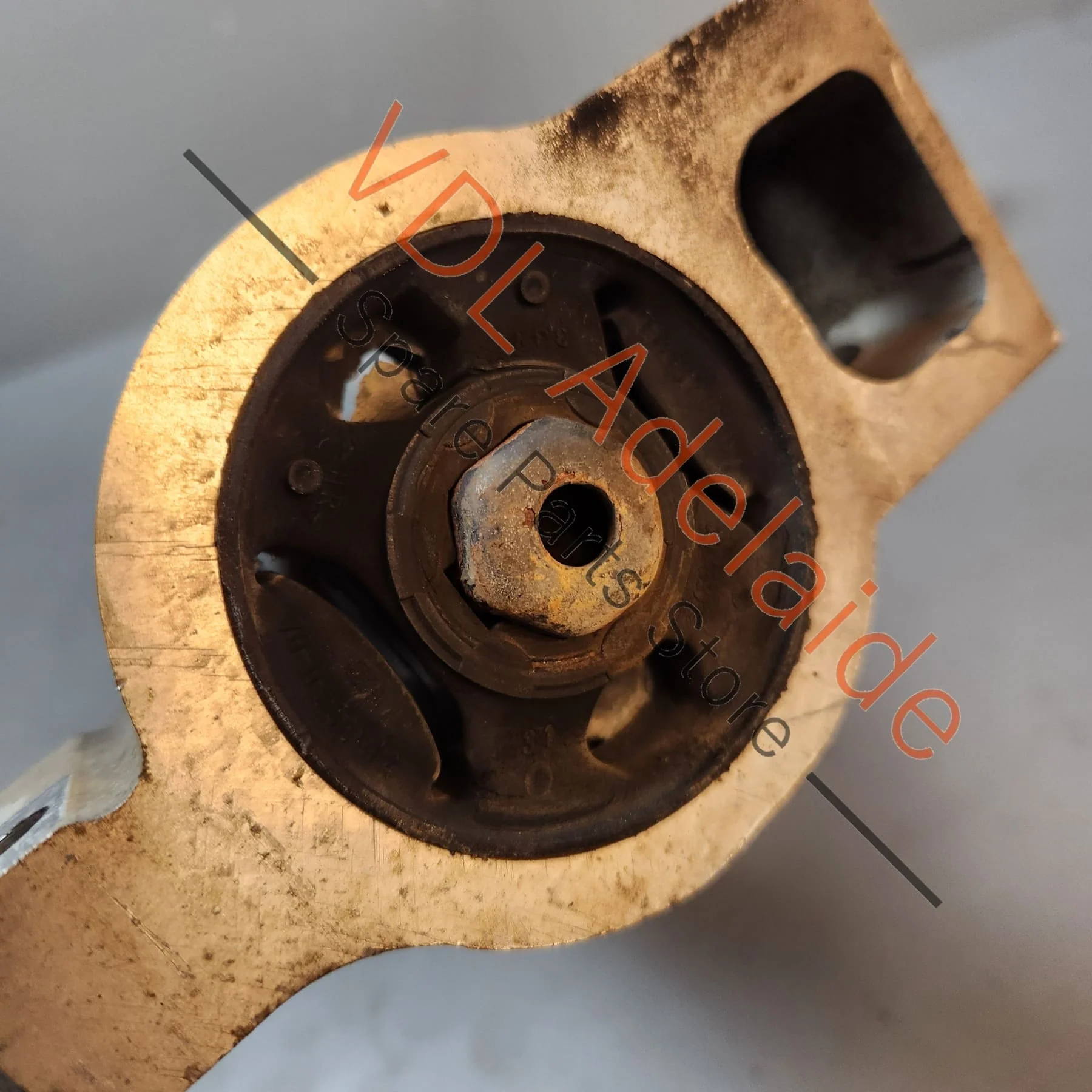 VW Golf MK6 Right Front Lower Control Arm Wishbone 1K0407152BC - Image 4