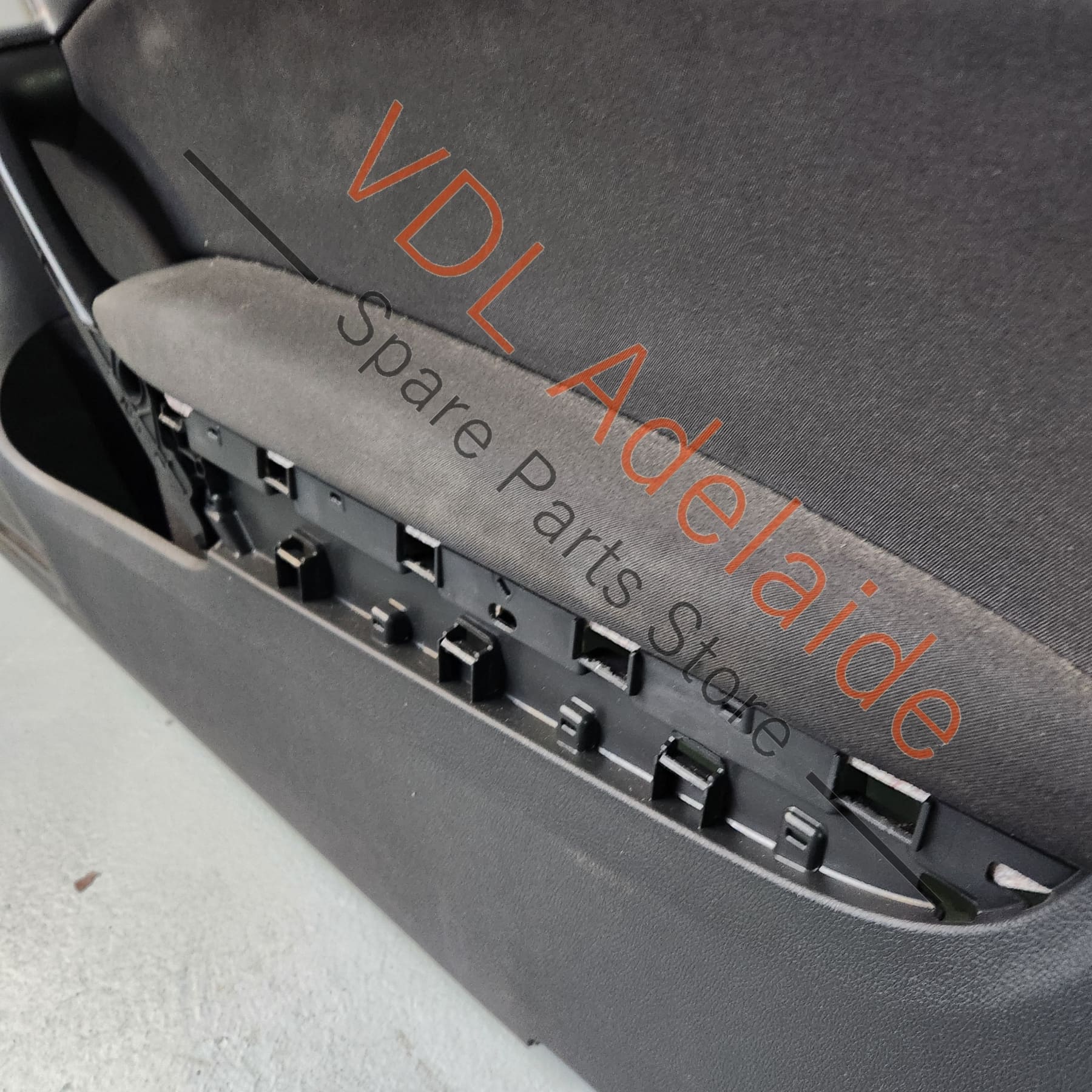 VW Golf MK6 2dr Cloth Right Front Door Trim Card 5K3867022A M0W - Image 5