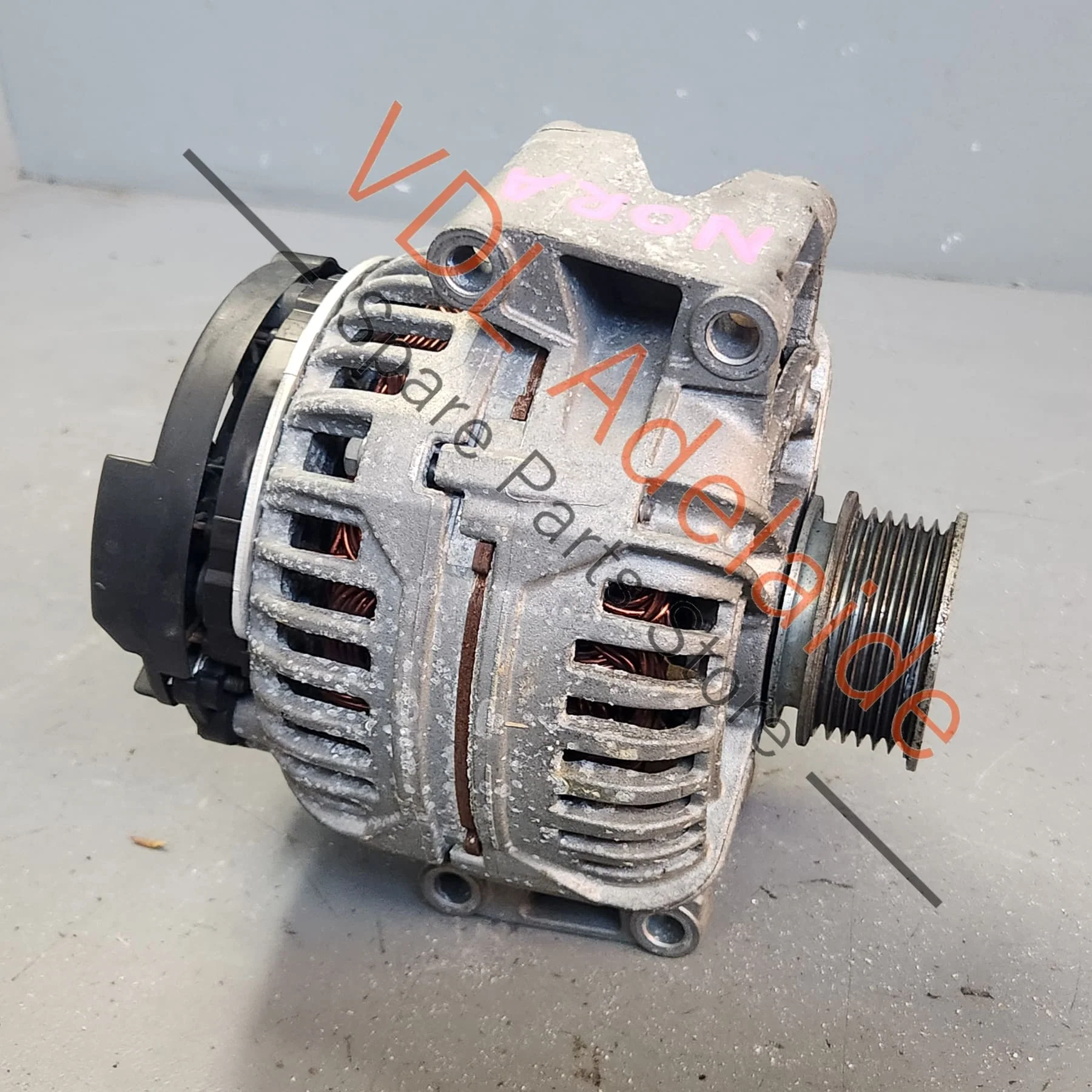 Genuine Volkswagen VW Golf Tiguan Passat BOSCH Alternator 140A 06B903016AB - Image 2