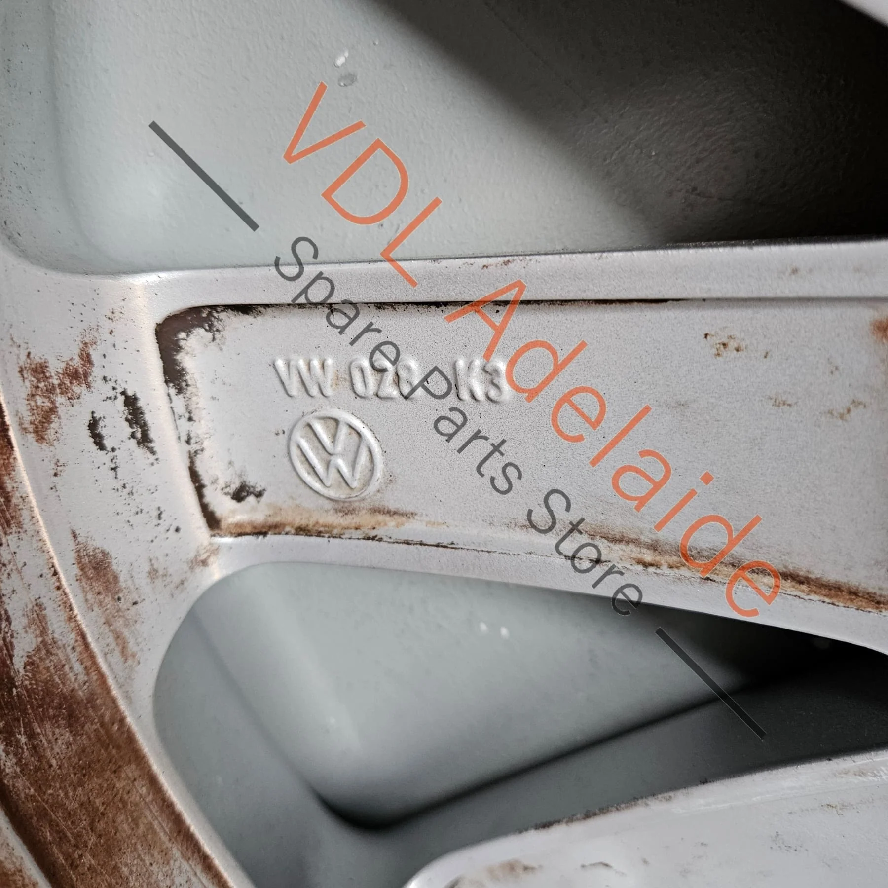 VW Passat R36 OMANYT Alloy Wheel 18 x 8 ET44 Genuine OEM Ronal 3C0601025AG 3C0601149R 8Z8 #02 - Image 14