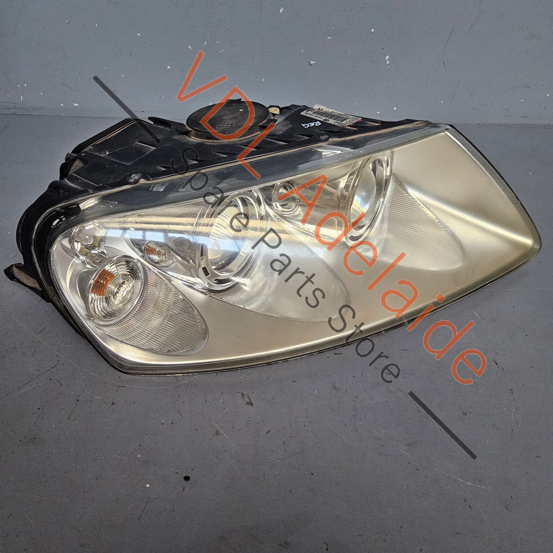 VW Touareg 2002-2005 Pre-Facelift Xenon Headlamp Right 7L6941018BJ 7L6941018AJ 7L6941016BM - Image 3